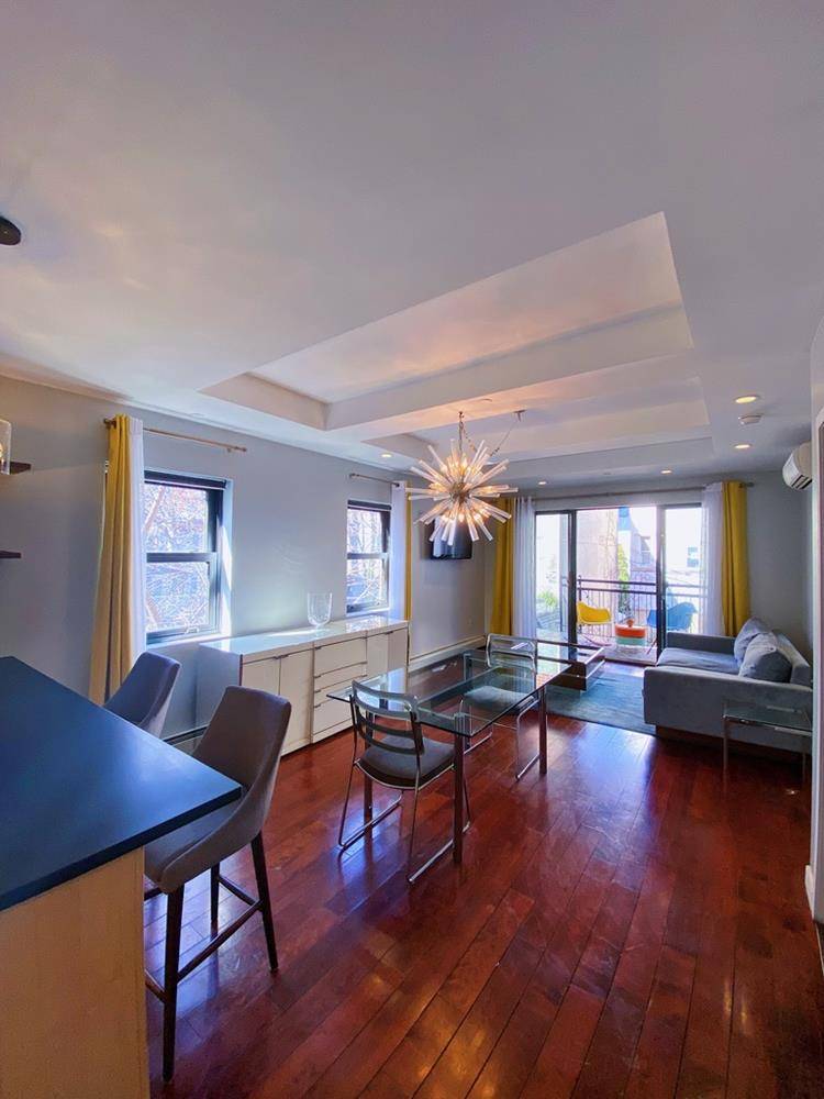 Located in the heart of vibrant Greenpoint rests this beautiful one bedroom convertible 2 bed room apartment with private outdoor space in a boutique luxury condominium.