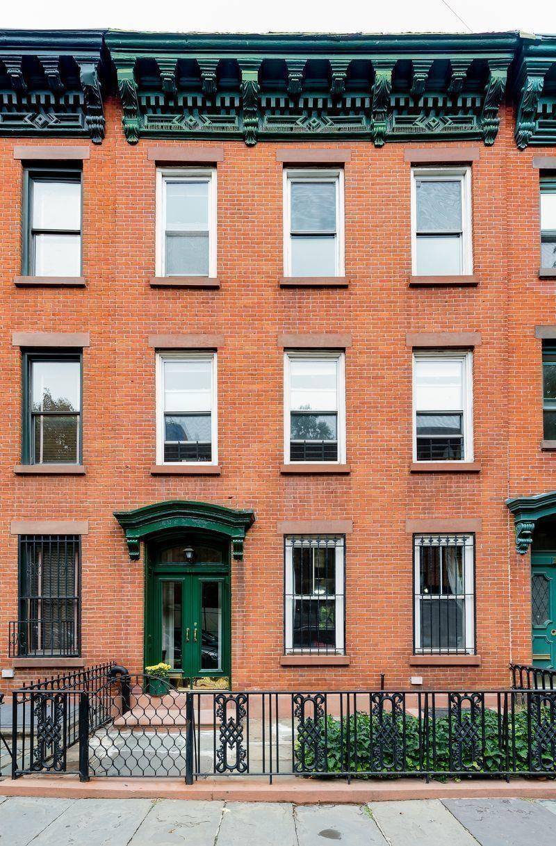Owner lived and loved for over 20 yearsProud to present 177 Wyckoff street, A very special Three story townhouse in Excellent Condition.