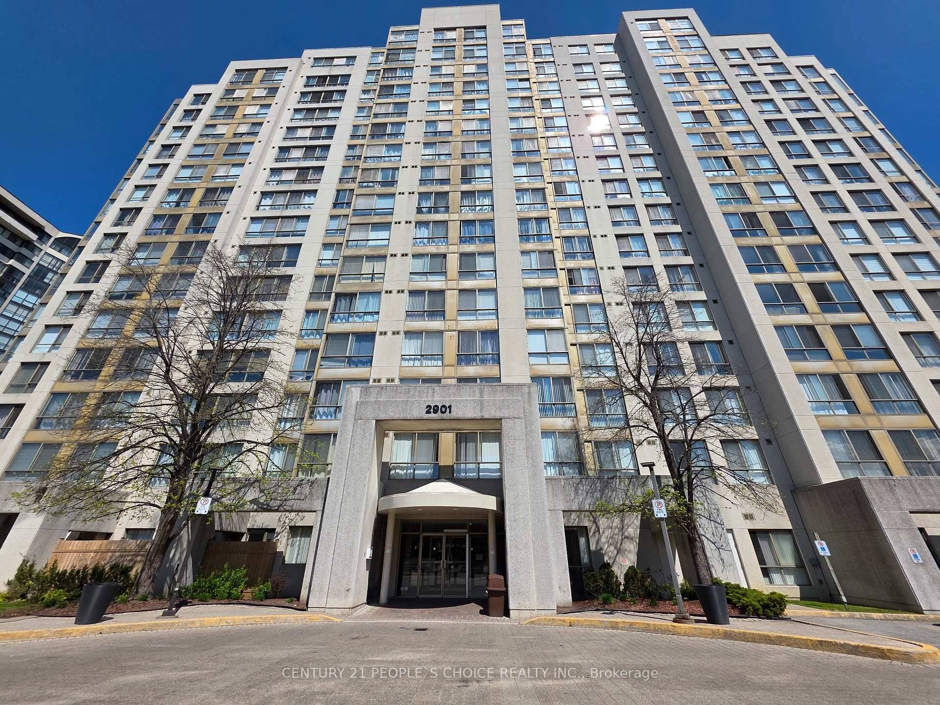 Prime Location ! 2 Bedroom Den Condo Apartment Spacious and well maintained condo featuring 2 Bedrooms Den2 Full Washrooms Large Living Room Modern, Elegant Kitchen Unbeatable Location TTC at door ...
