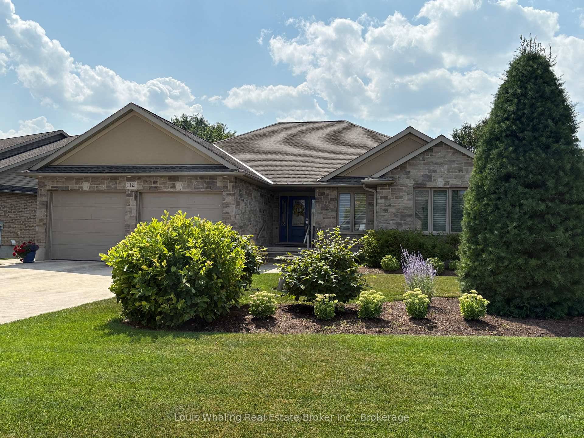 This 13 year old bungalow is located in one of Hanover's finest areas and has been very well maintained.