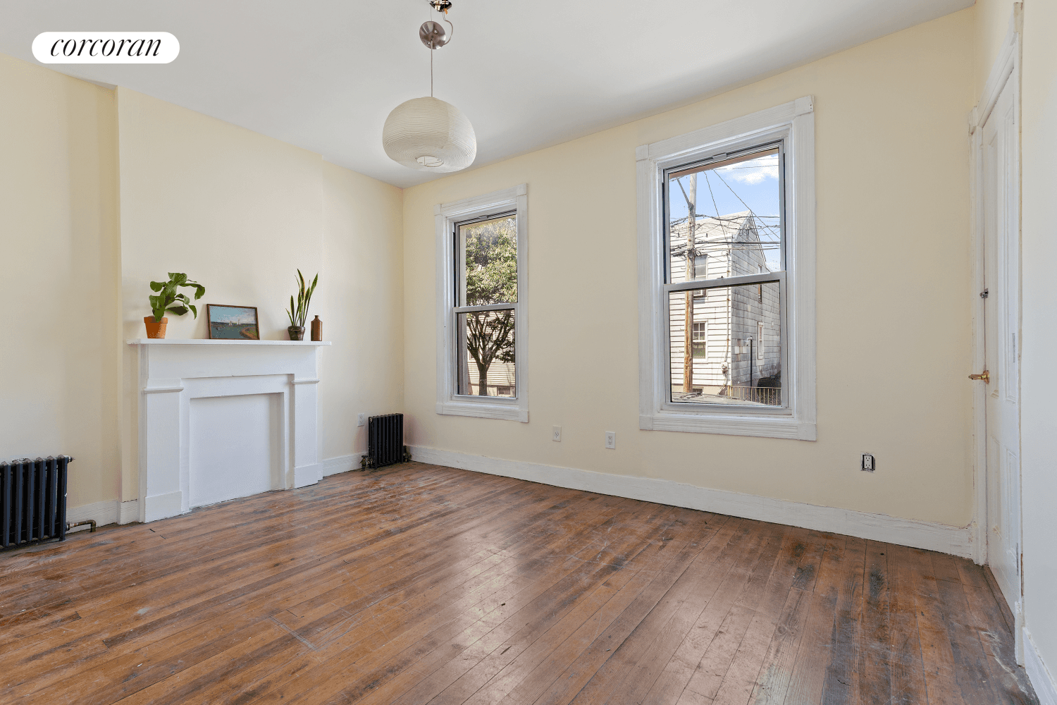 Situated on a beautiful tree lined block, 18 14 26th Avenue offers tranquility, space and charm.