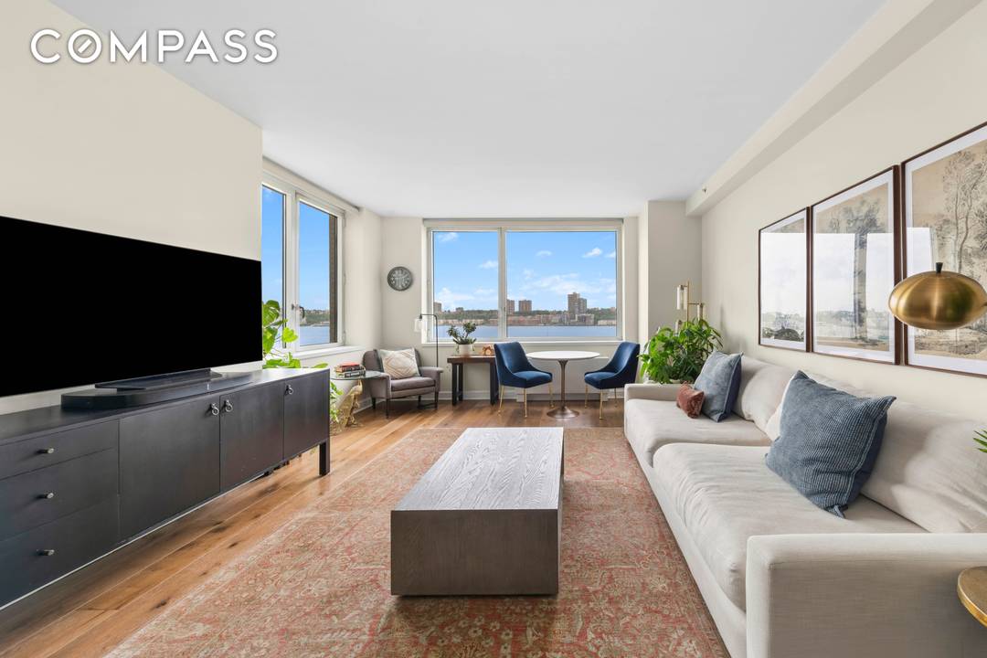 Welcome to your dream home at 100 Riverside Blvd, an exquisite 2 bedroom, 2 bath with an extra bonus alcove condo in a sought after high rise building offering unparalleled ...
