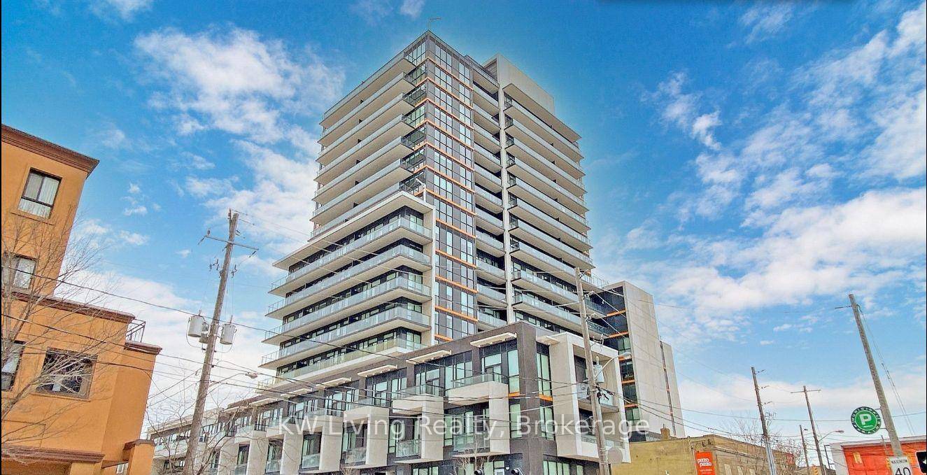 One Bedroom Unit Located At Empire Midtown Condo.
