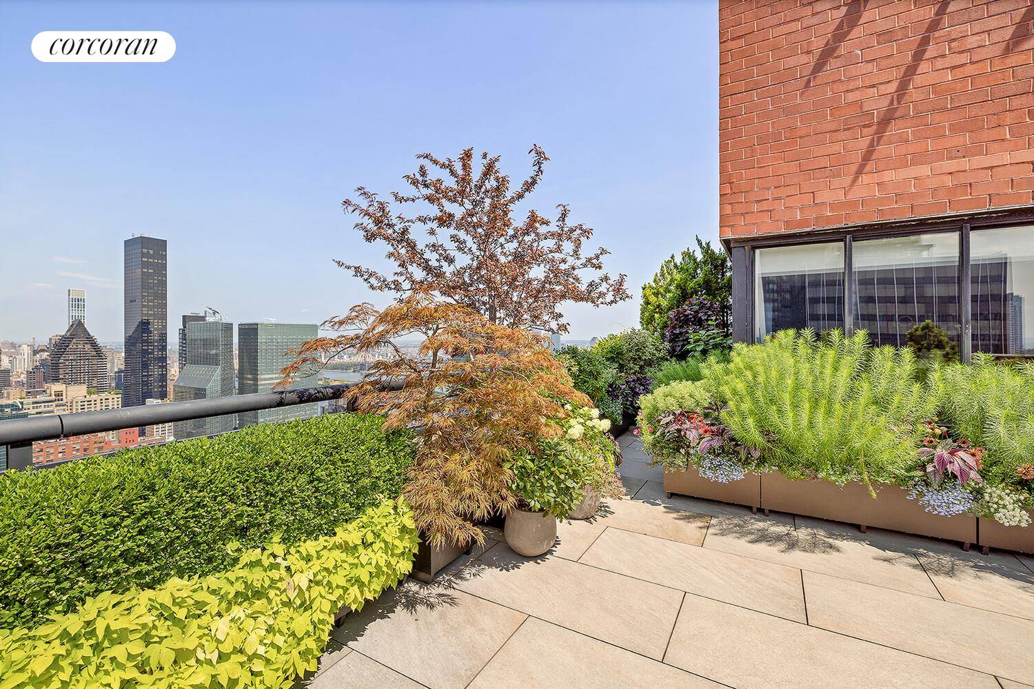 Welcome to Penthouse 2A at the Highpoint Condominium a rare and refined 4 bedroom, 4 bathroom duplex offering sweeping river views and iconic sights of the Chrysler Building and Empire ...