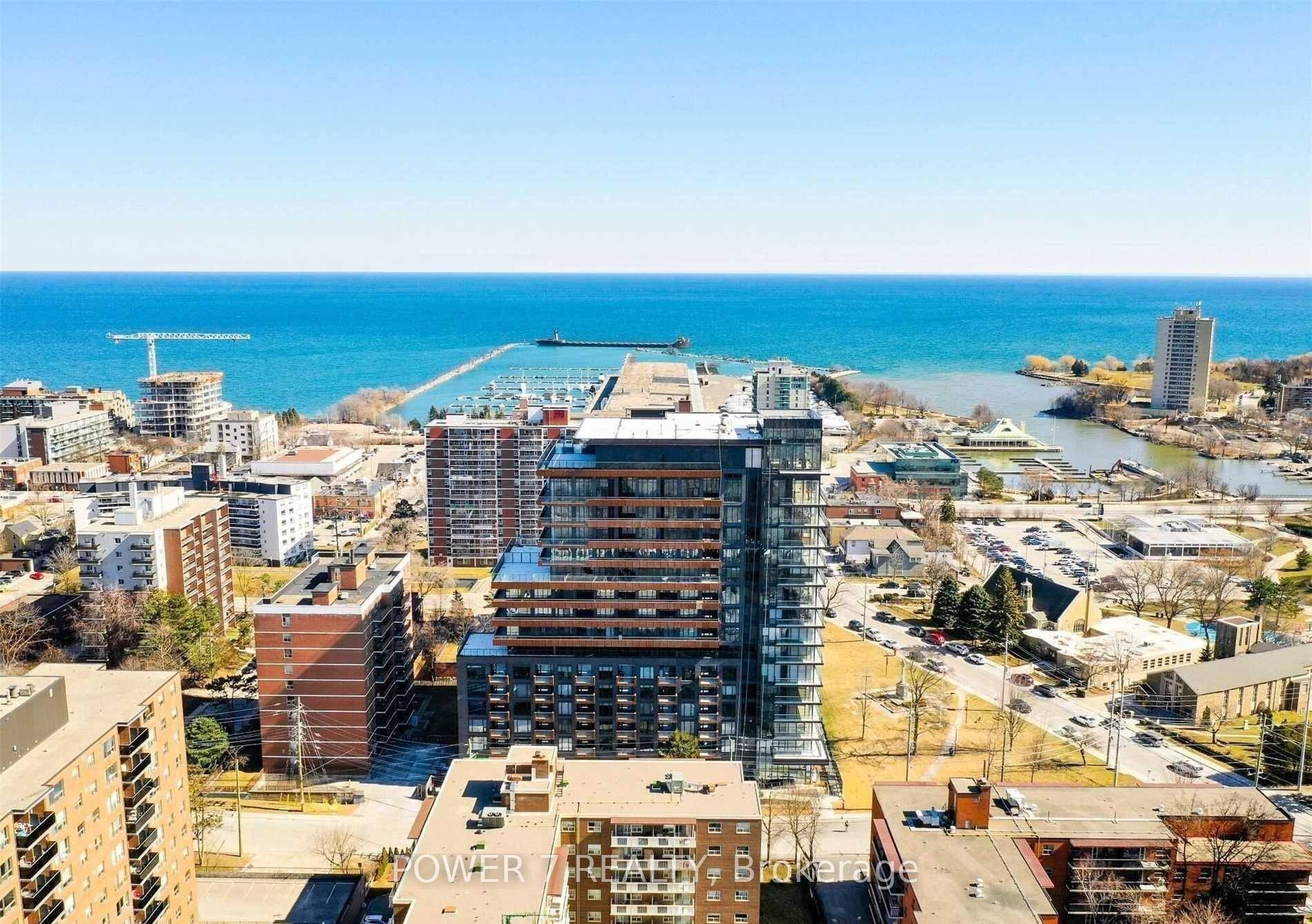 Welcome to Tanu Condos, this 2br 2bath is filled with luxury upgrades with 1 Parking spot and 4 Bicycle lockers !