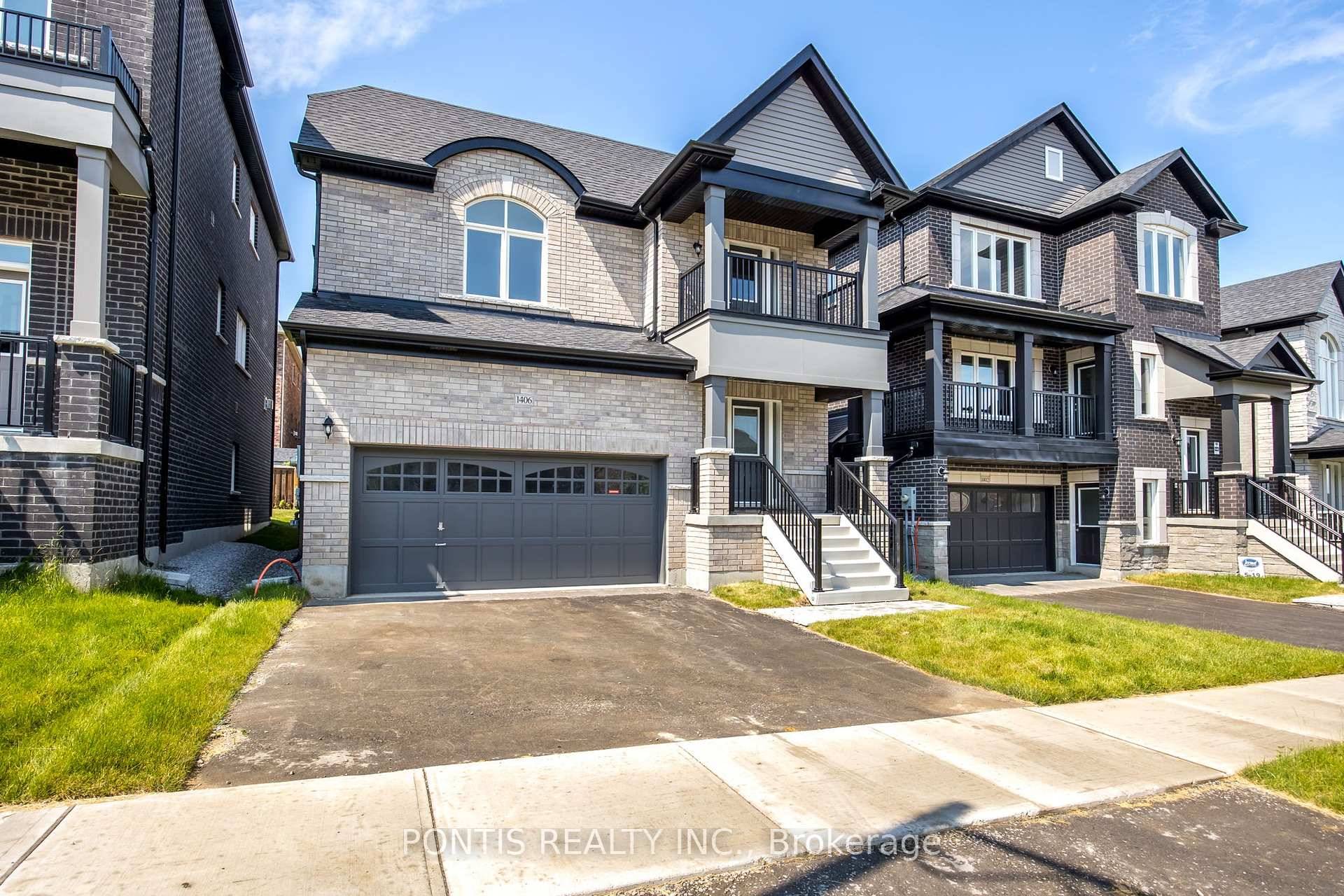 NESTLED IN THE PICTURESQUE TOWN OF INNISFIL, ONTARIO, THIS NEWLY CONSTRUCTED, IMMACULATE DETACHED HOME RADIATES SOPHISTICATION.