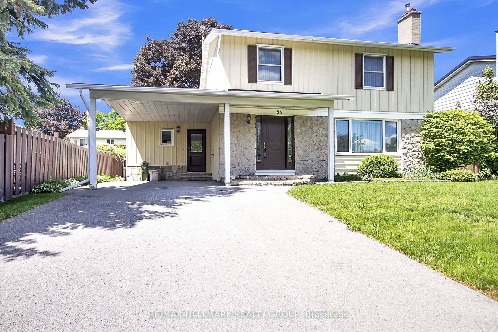 Welcome to this well maintained family home in the heart of Glen Cairn, proudly owned by the same family since 1983.