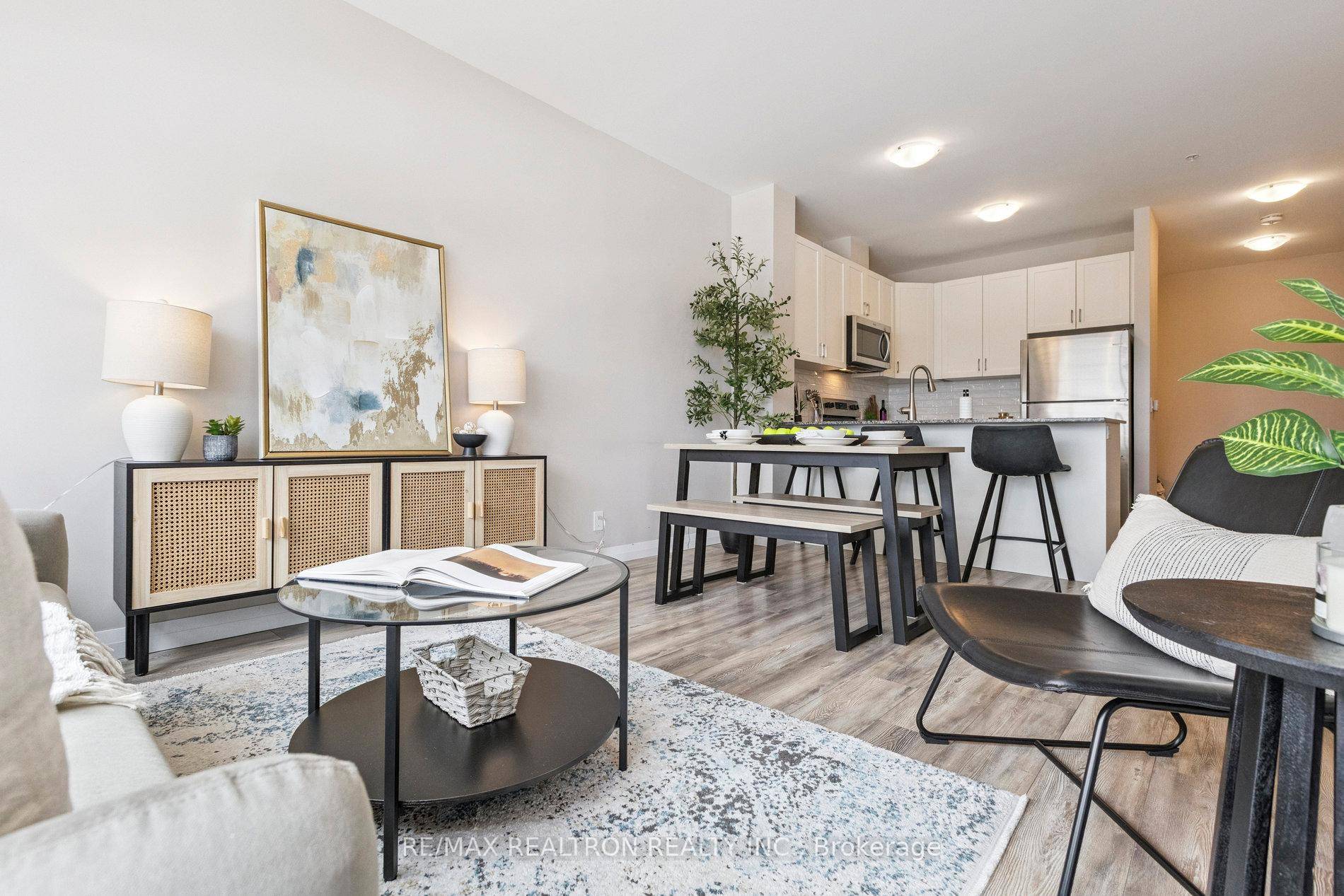 OPEN HOUSE SAT OCT 25 12pm 3pm !