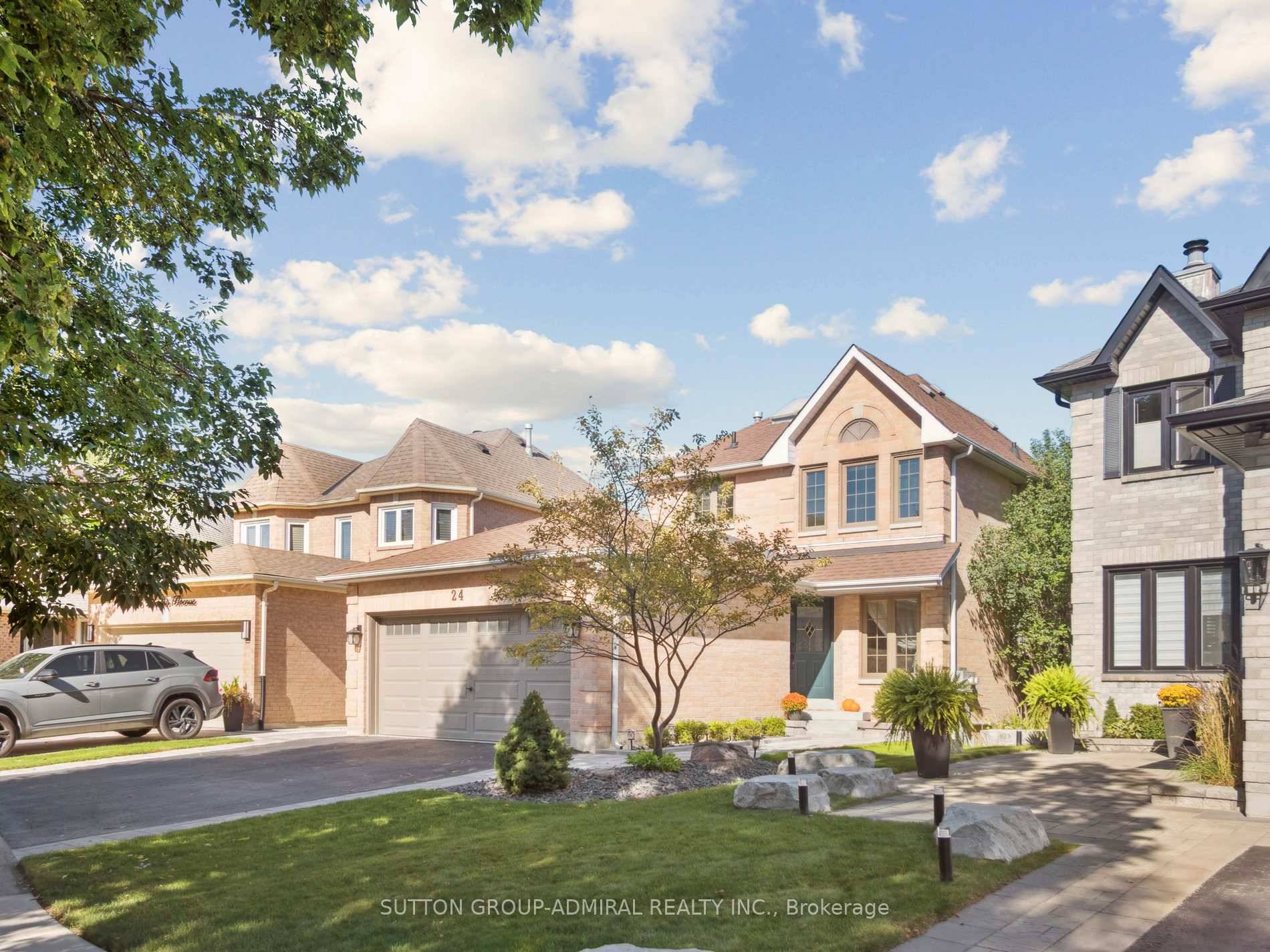 Welcome to this exquisite detached house with 3 spacious bedrooms and 3 tastefully designed washrooms.