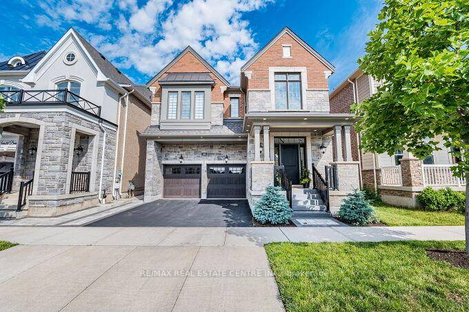 Stunning 6 Years Old House With 4 Large Spacious Bedrooms Den Office amp ; Computer Alcove, With 3.