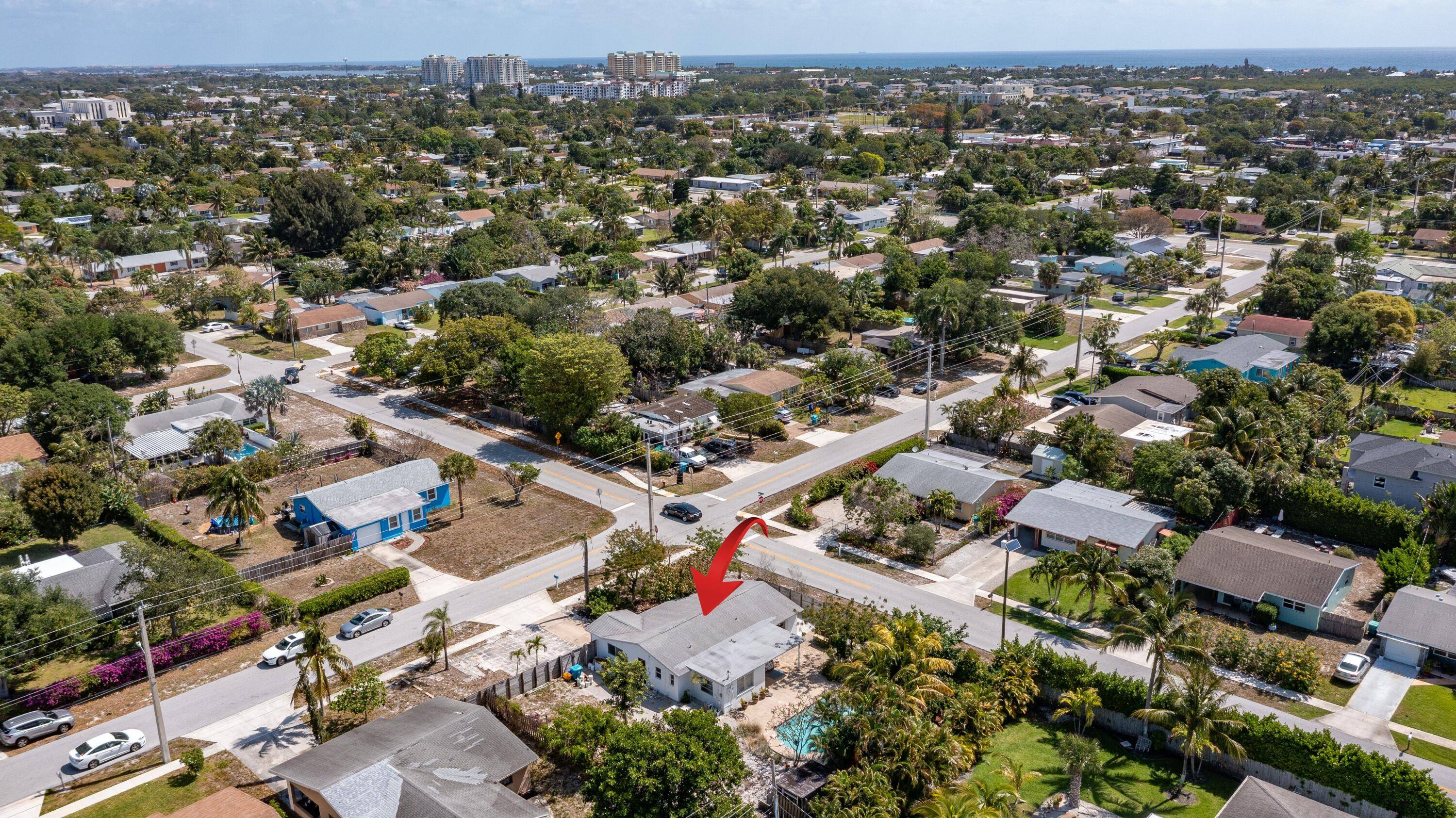 Double Corner Lot with planning and zoning abilities to build out in Downtown Boynton !