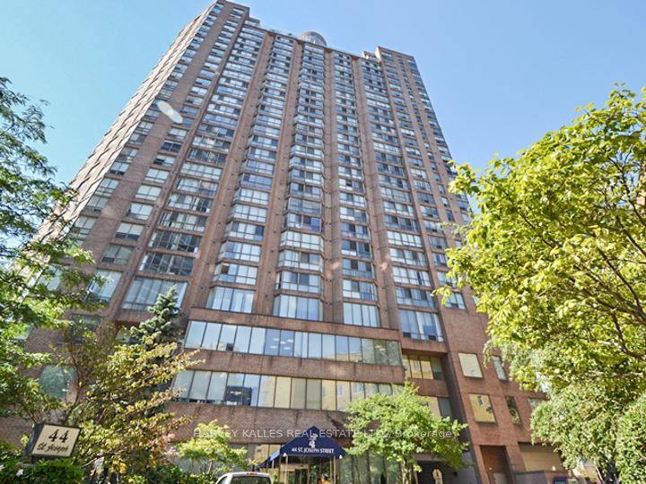 Polo Two ! 44 St Joseph St TWO BEDROOM.