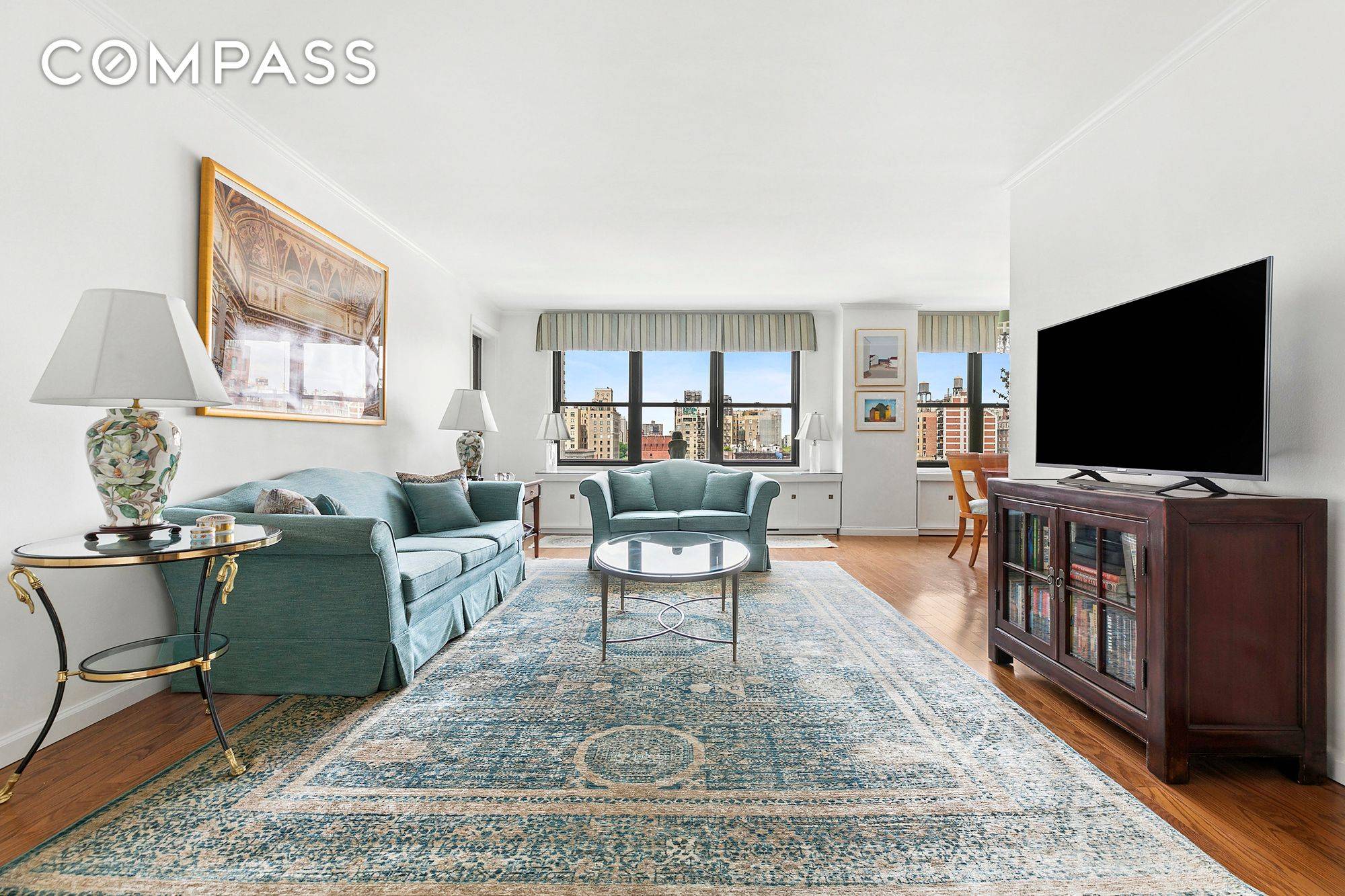 A Hollywood Regency dream on Park Avenue !
