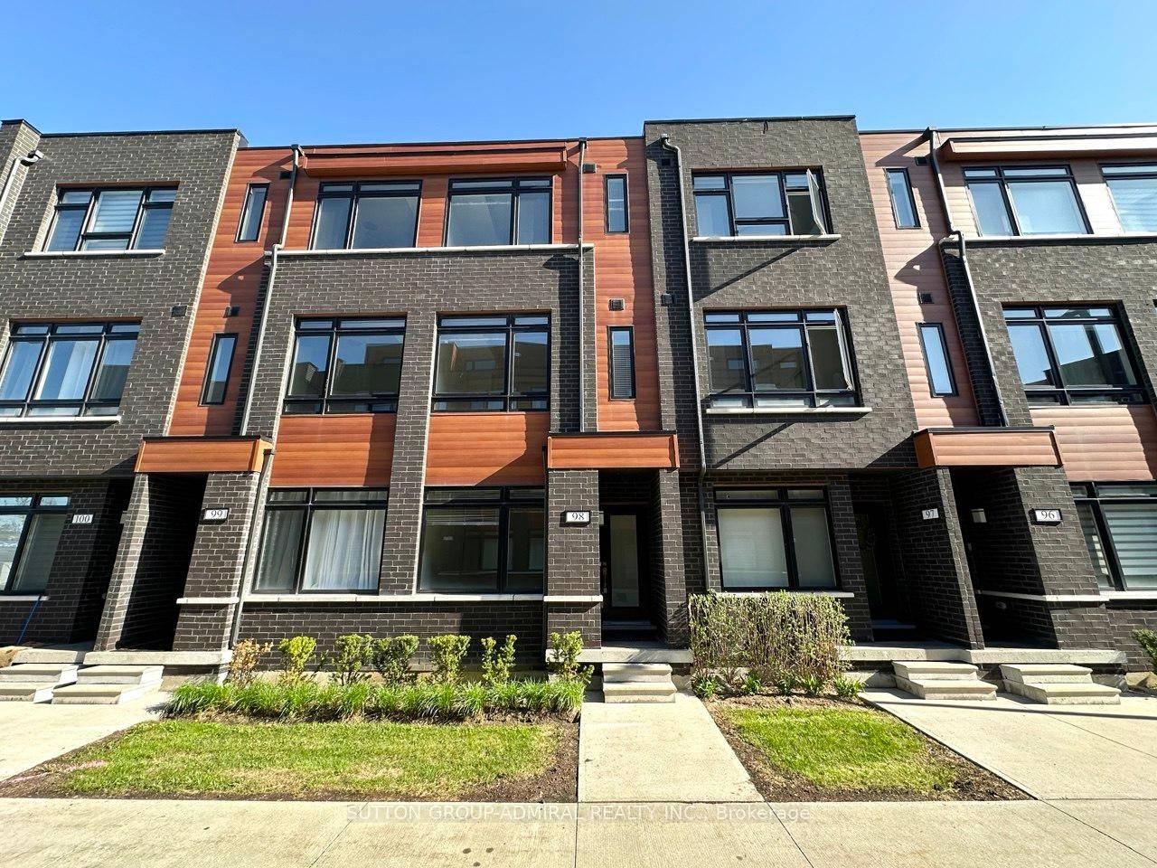 Modern Style 3 Bedroom Townhome At High Demand Location In The Heart Of Richmond Hill.