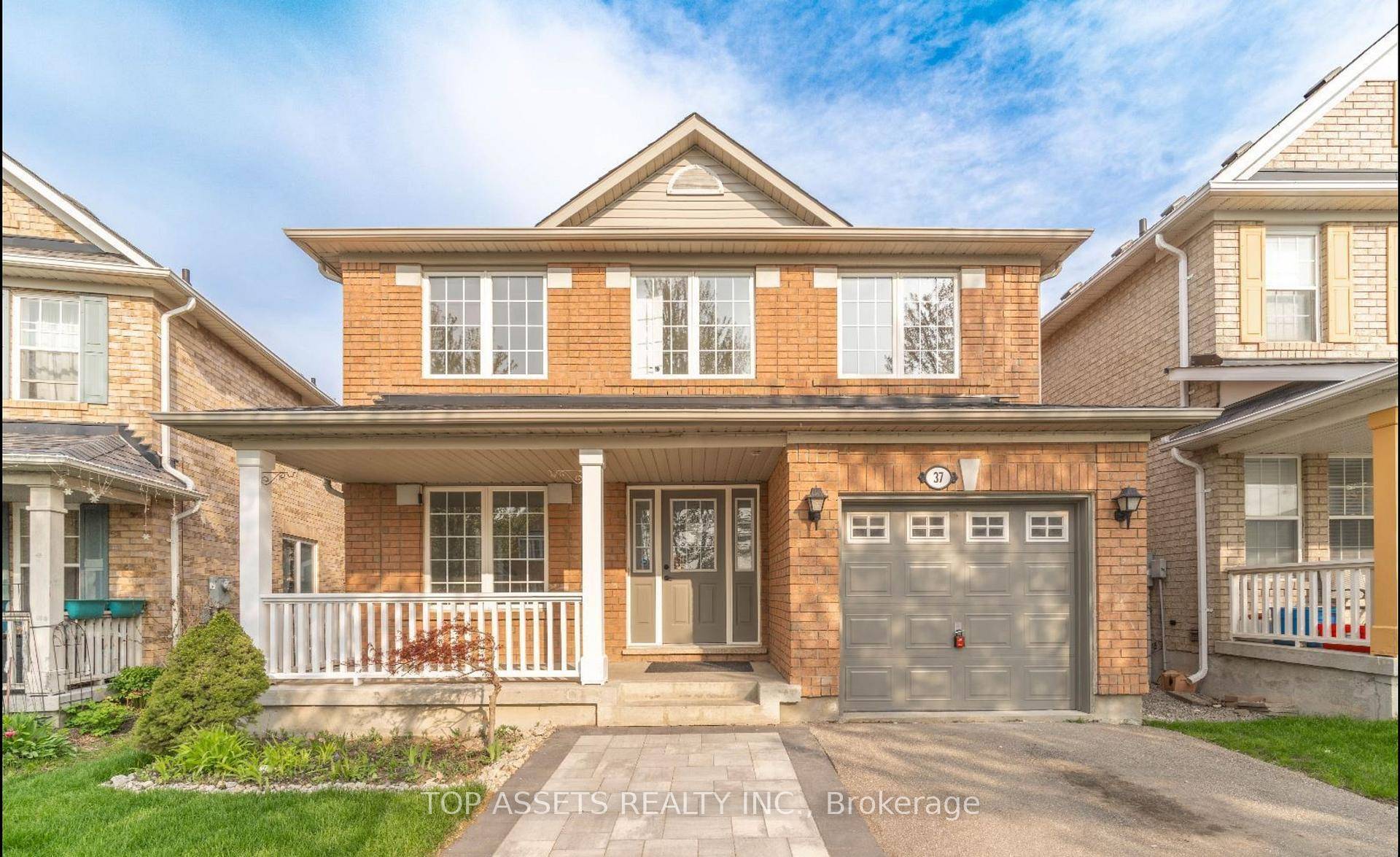 Beautiful Newly Renovated And Bright 4 2 Bedroom, with Finished basement with family Room, 2 bedrooms amp ; 3 Pc bathroom.