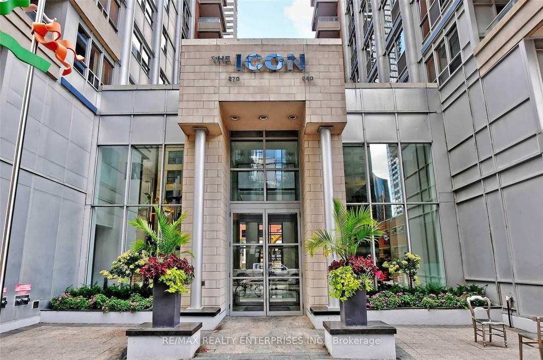 Furnished luxury Condo at The Icon gt ; 3 12 Months Executive Rental Corporate Contract Staff Professionals, Athletes Direct South View, steps to CN Tower and Rogers Center Popular centre ...
