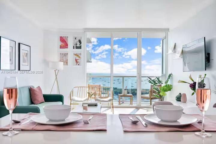 Wake up to forever bay views from this high floor tastefully furnished residence at iconic Hotel Arya in the heart of Coconut Grove.