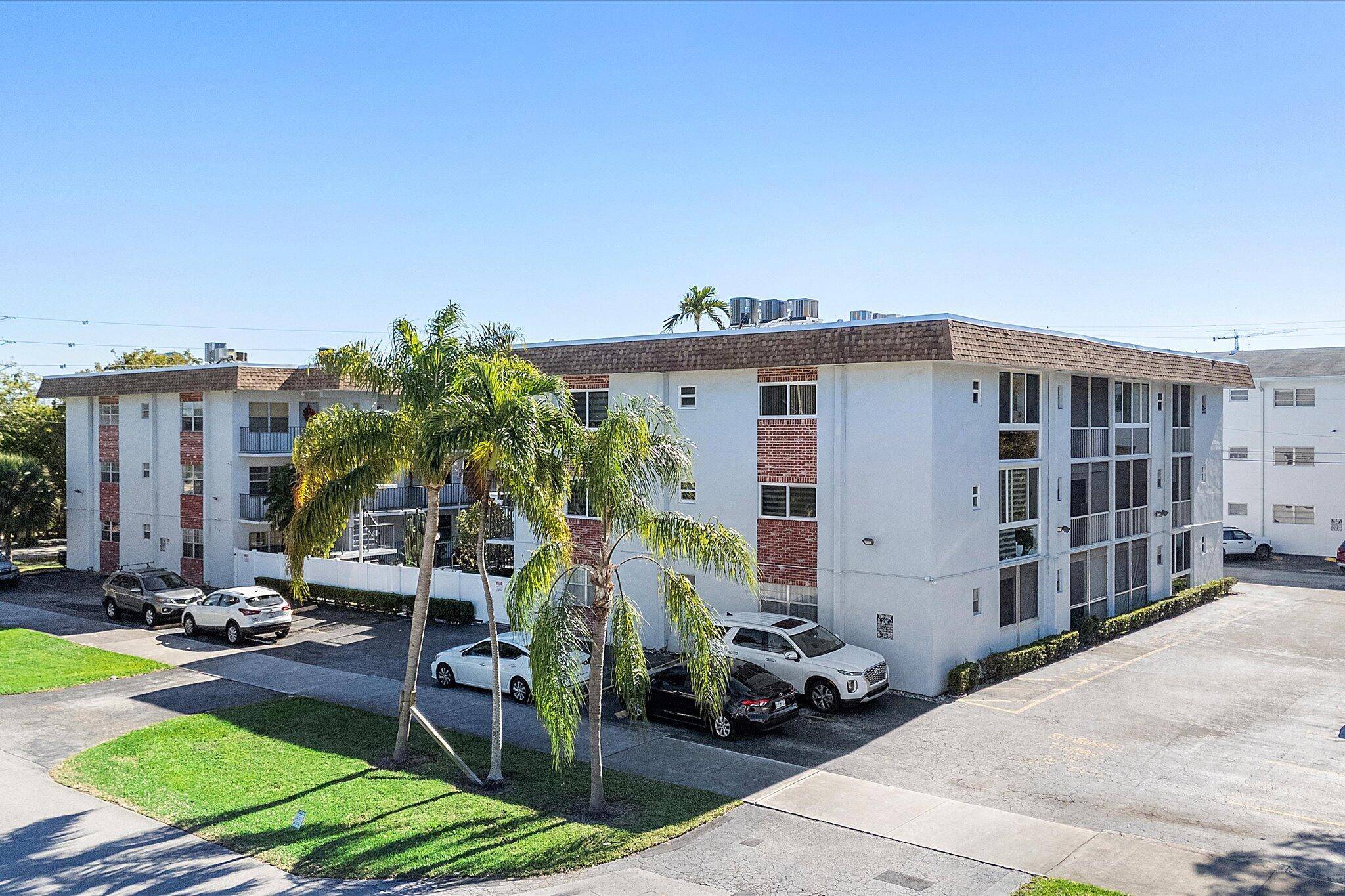 Welcome Home ! Rent to own option available, 1 2 year year term, non refundable deposit, ask for details.