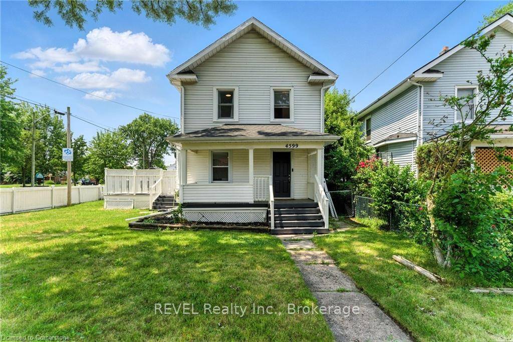 Now available for lease, this stylishly updated two storey home offers the perfect blend of modern living and everyday convenience.