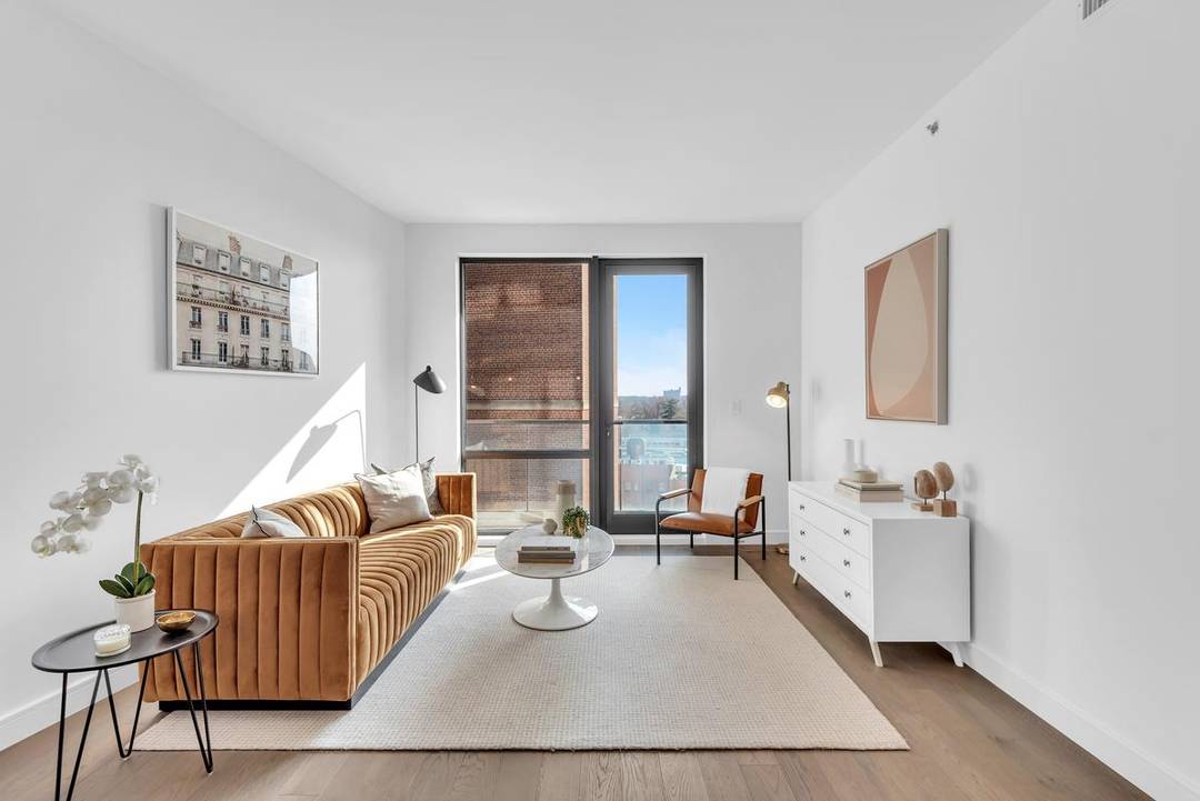 Images of a similar unit.