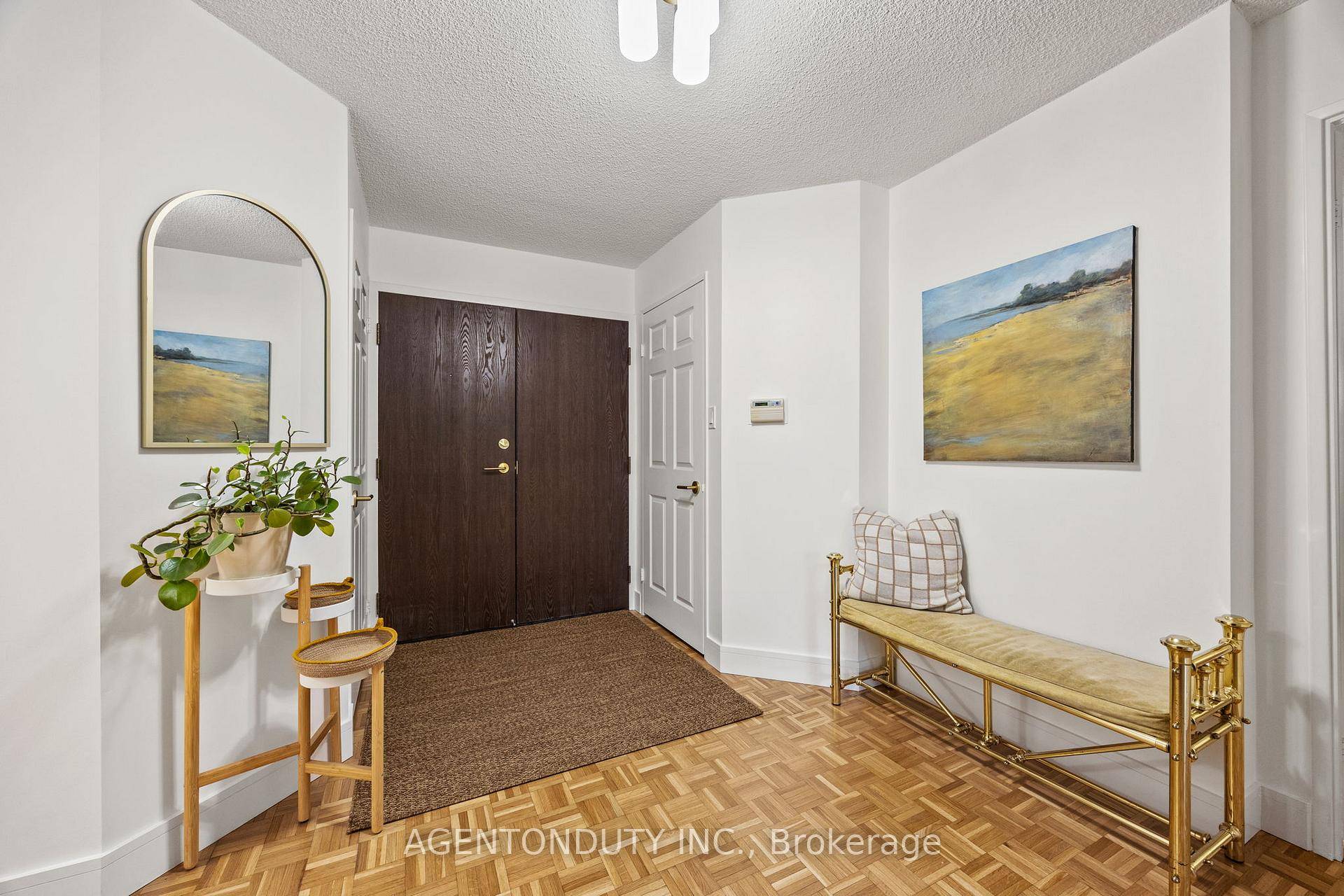 Exceptionally Large Renovated 2 1 Bdrm 1, 620 Sf.