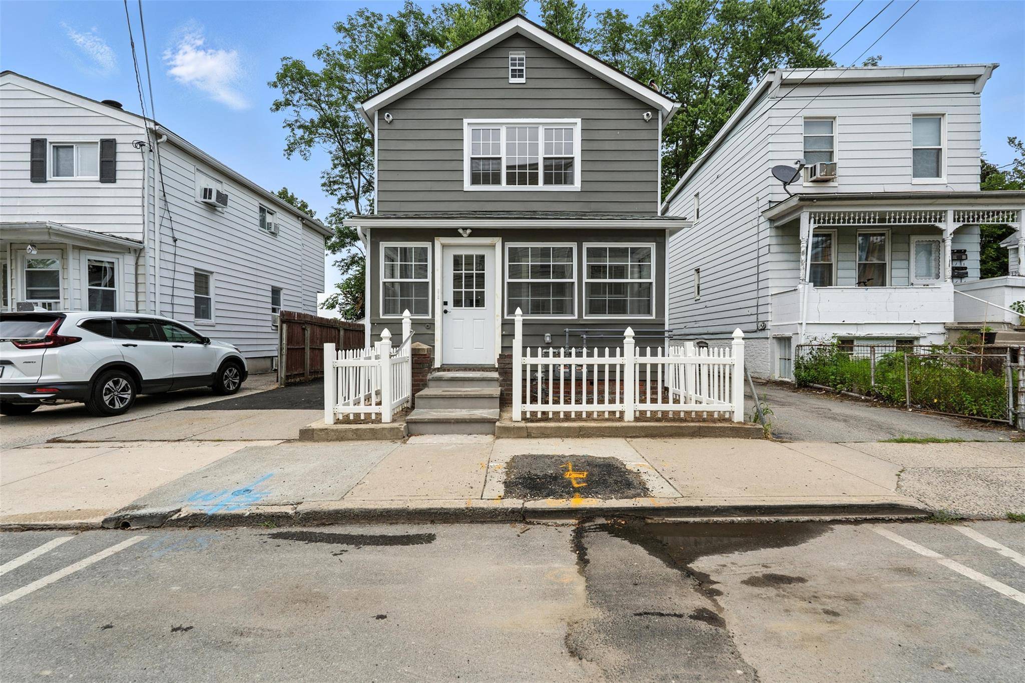 Welcome to this beautiful newly renovated 2 bedroom nestled in the heart of Sleepy Hollow, perfectly situated within the highly sought after Tarrytown School District.