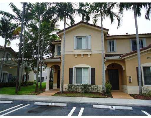 CORNER TOWNHOME HAS 4 BEDROOMS, 3 BATHS.