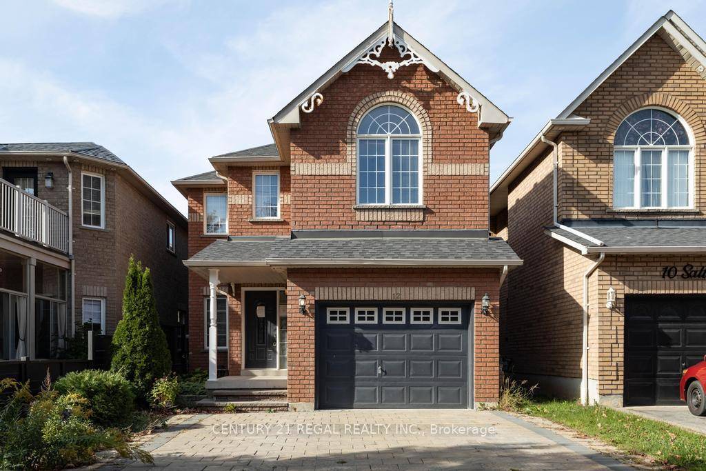 Welcome to this stunning 4 bedroom detached home in a desirable, family friendly neighborhood !