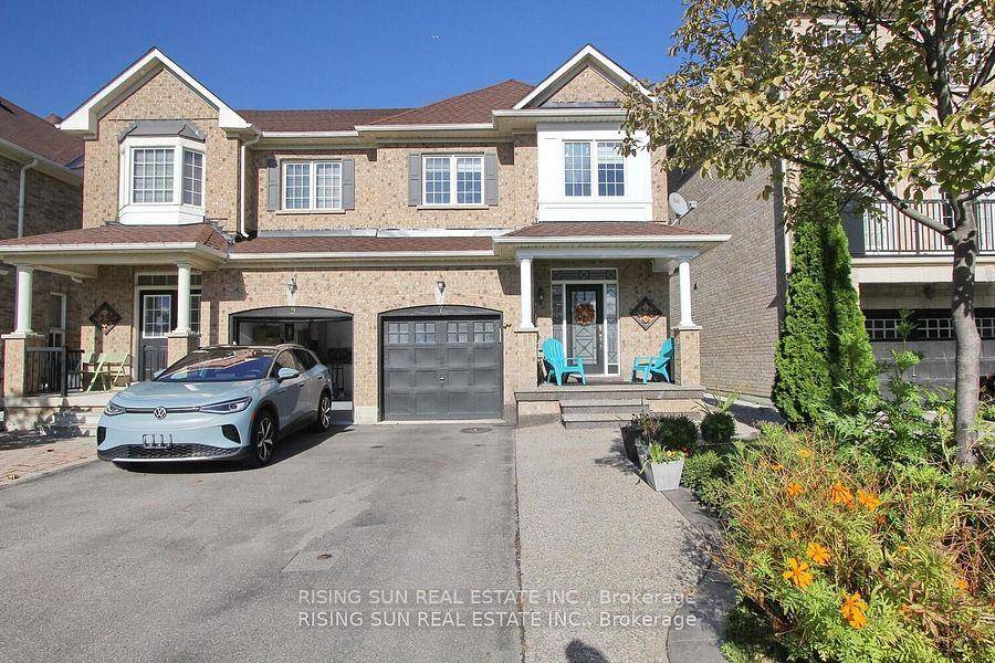 Stunning and spacious, this well maintained semi detached 4 bedroom house is conveniently located next to the park.