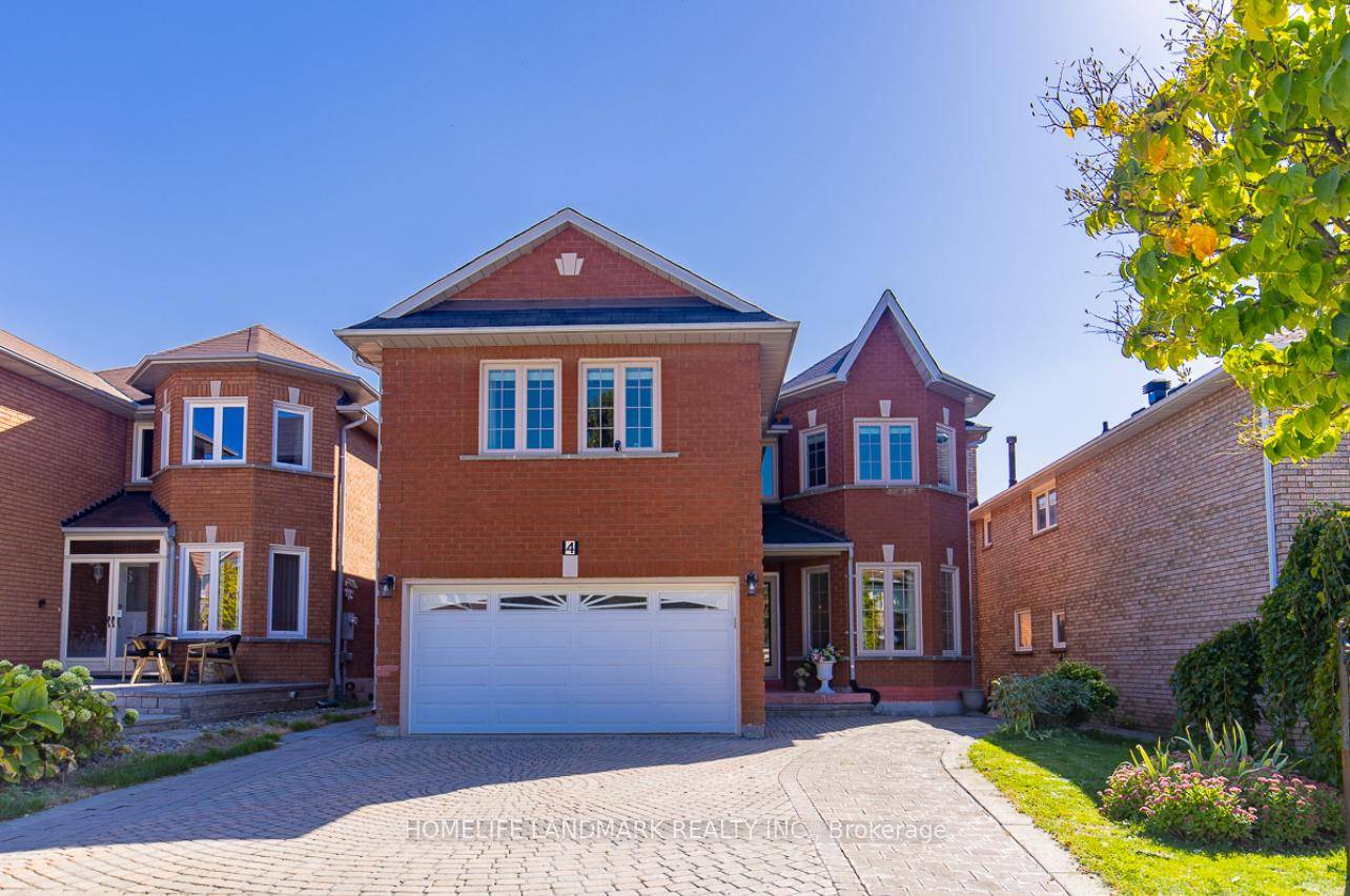 Gorgeous Green Park Home In Highly Desirable Richmond Hill Location.