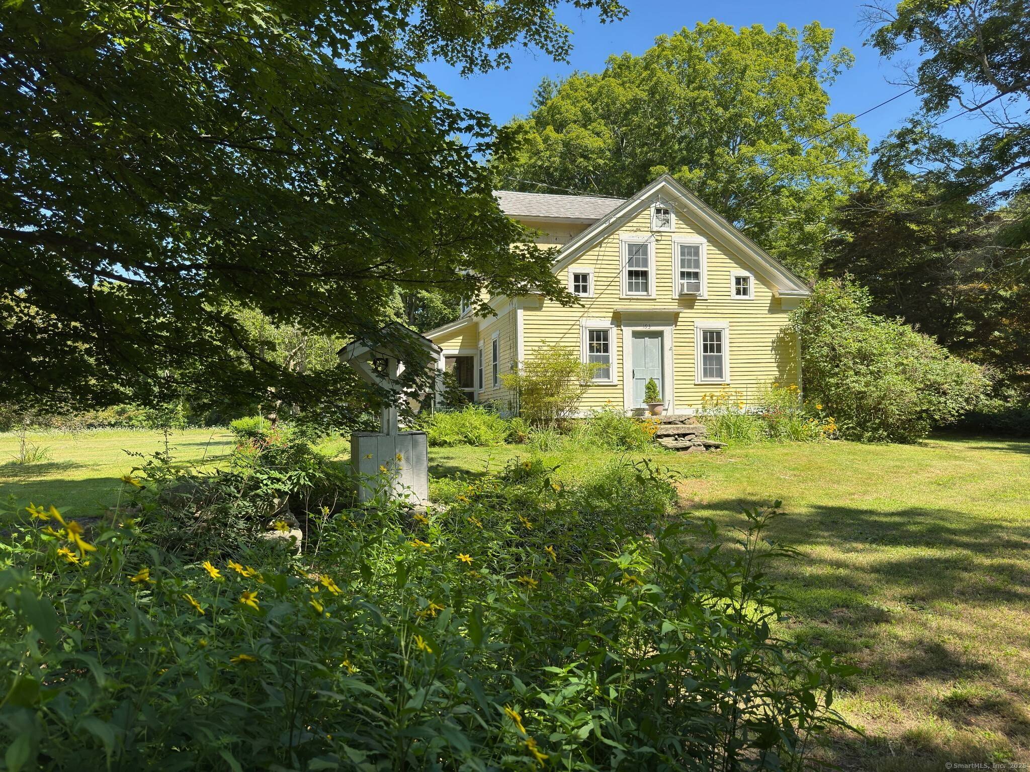Charming Horse Property on 6.