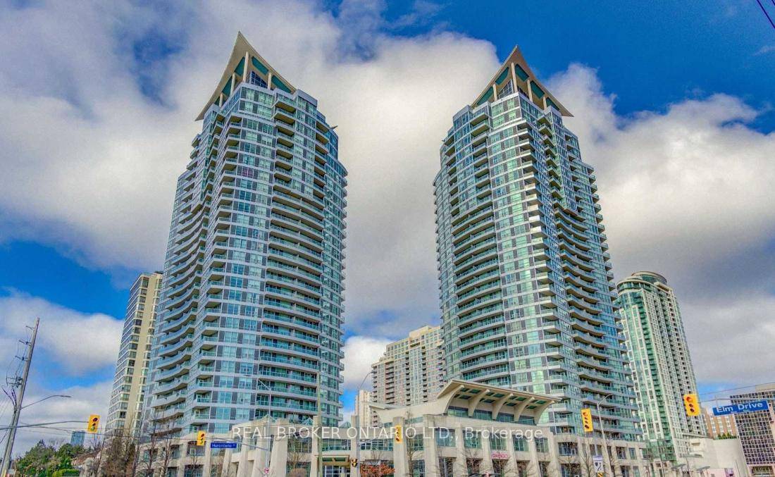 Welcome to luxury living at its finest in this stunning mid penthouse suite built by Daniels, perfectly situated in the heart of Mississauga.