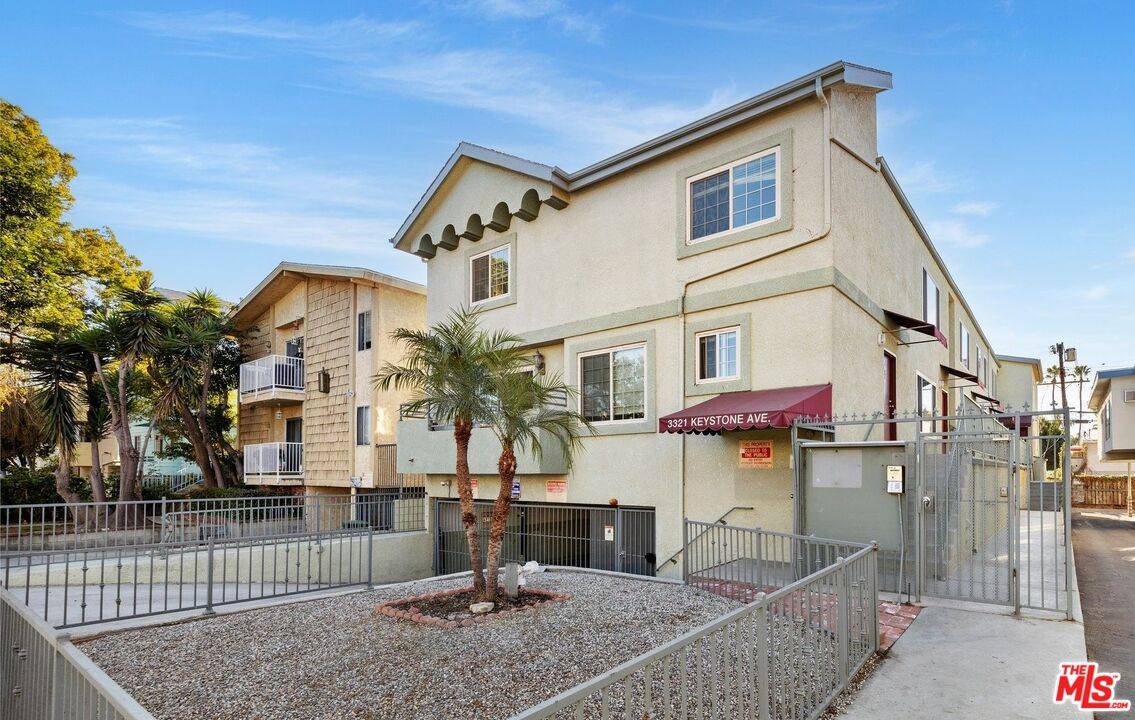3321   Keystone Ave 14.0 LA