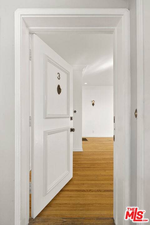 1326 Londonderry View Dr 2BR Sunset Strip La