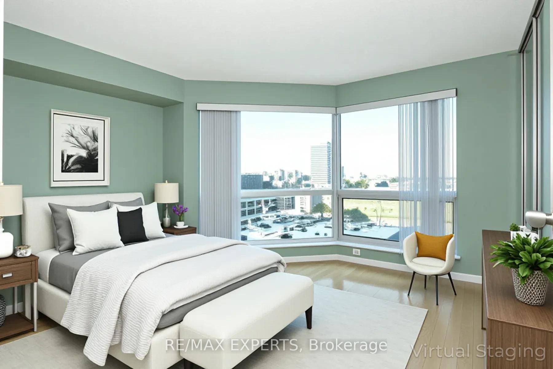 Prime Downtown Waterfront luxury building featuring a well maintained unit with stunning lake views.