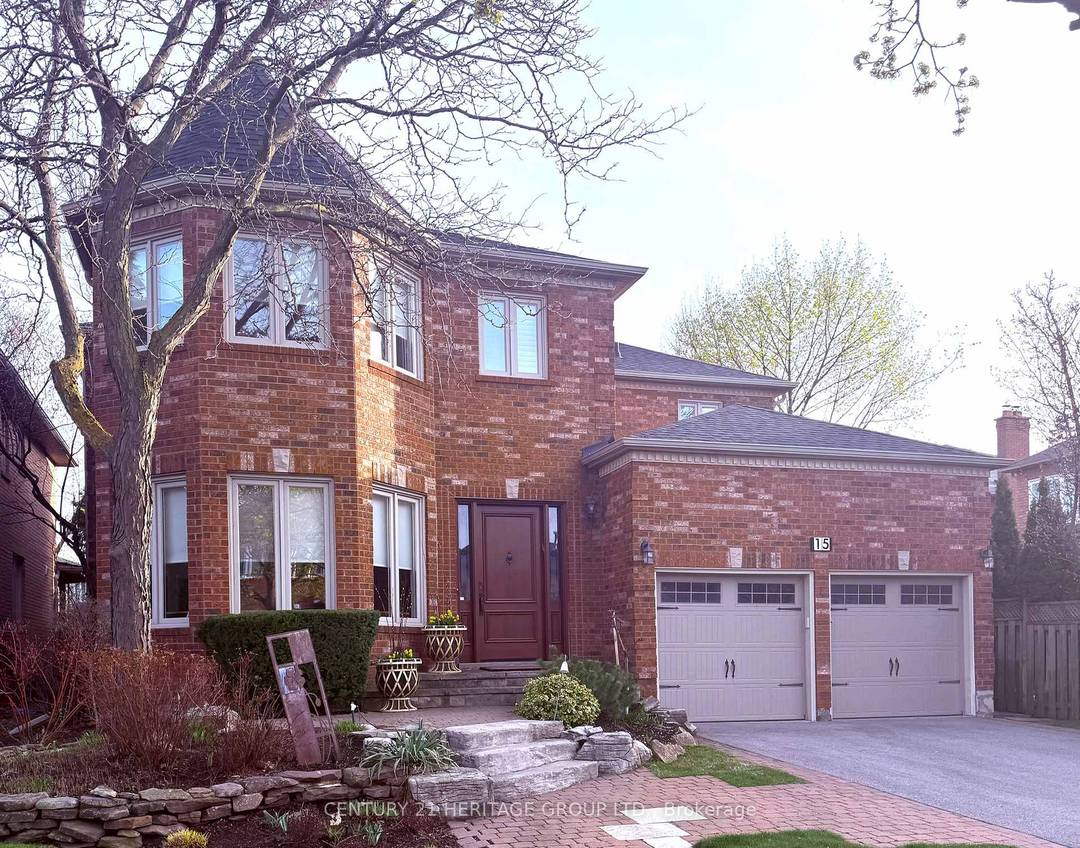 Welcome to 15 Coldwater Court an elegant 3, 885 sq ft Acorn built home on a quiet private court, just steps to a new park and top rated schools.