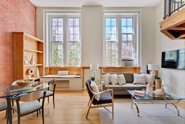 Available Immediately. Freshly Renovated Luxury Loft.