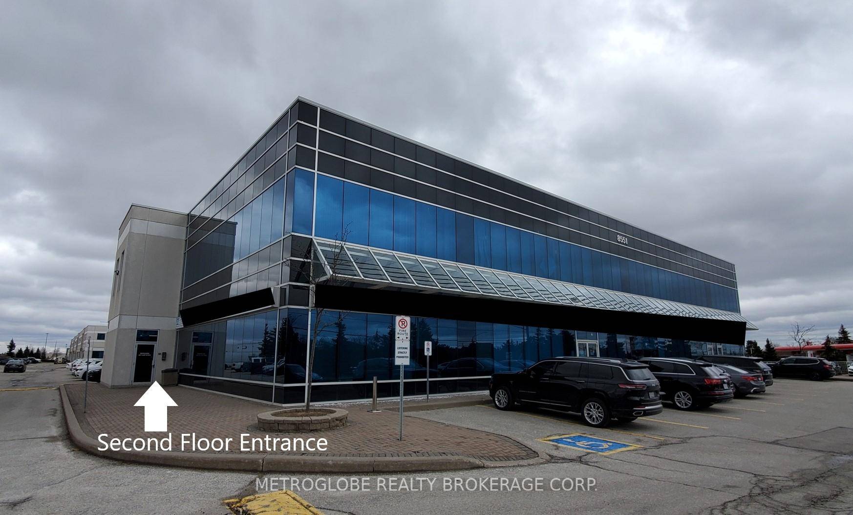 Amazing Lease Rate For a Prime Office Location Fantastic Second Level 4, 651 Square Foot Office Space Located In Great Location in Vaughan Great Access To Major Routes, Highways amp ...