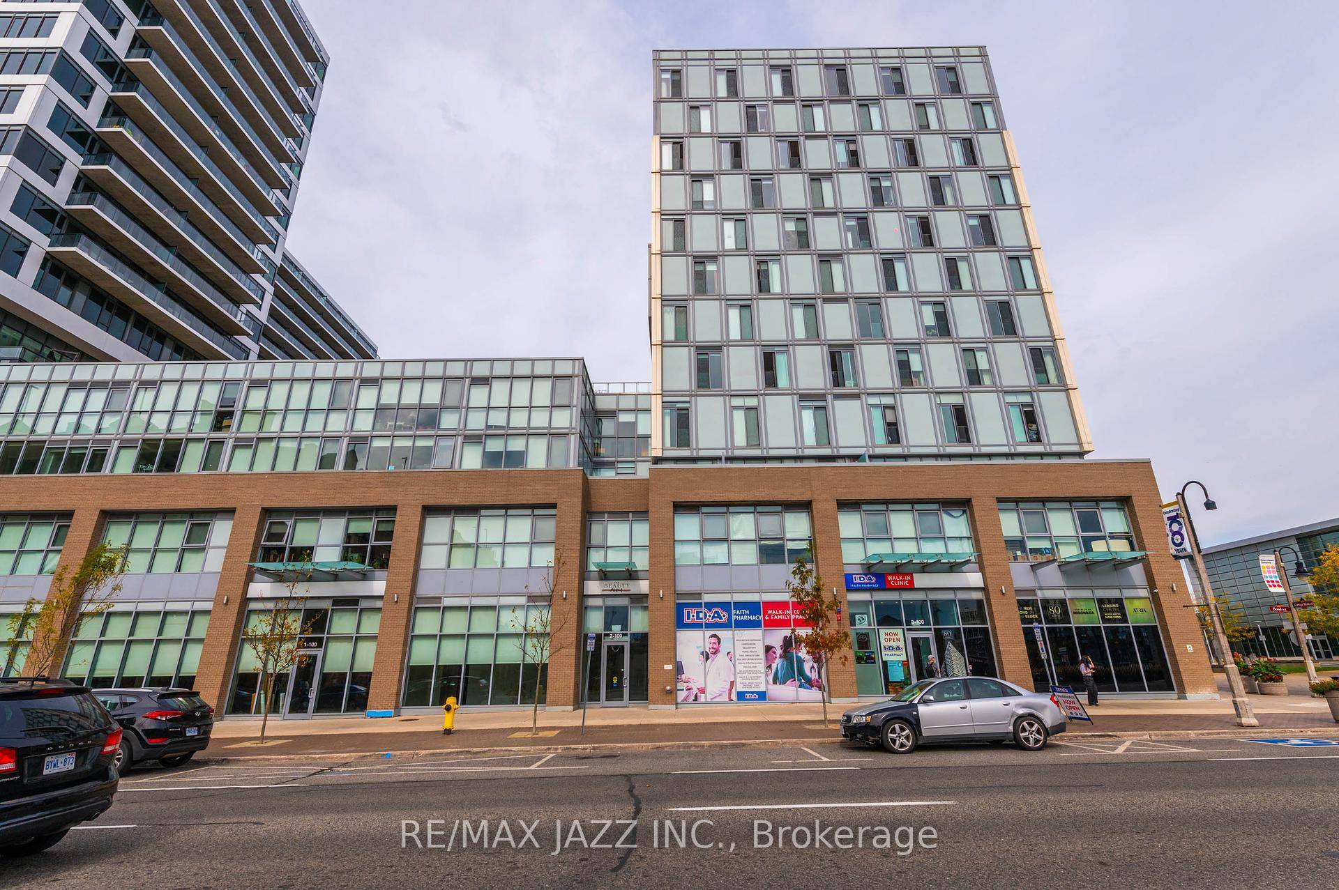 Located directly across the street from the Region of Durham Consolidated Courthouse at the base of a 600 Suite Premium Residential Rental Complex with a busy young professional demographic, this ...