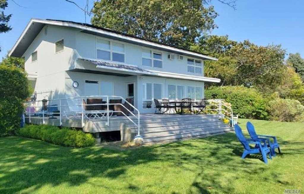 Open Bay Front Right On The Beach !