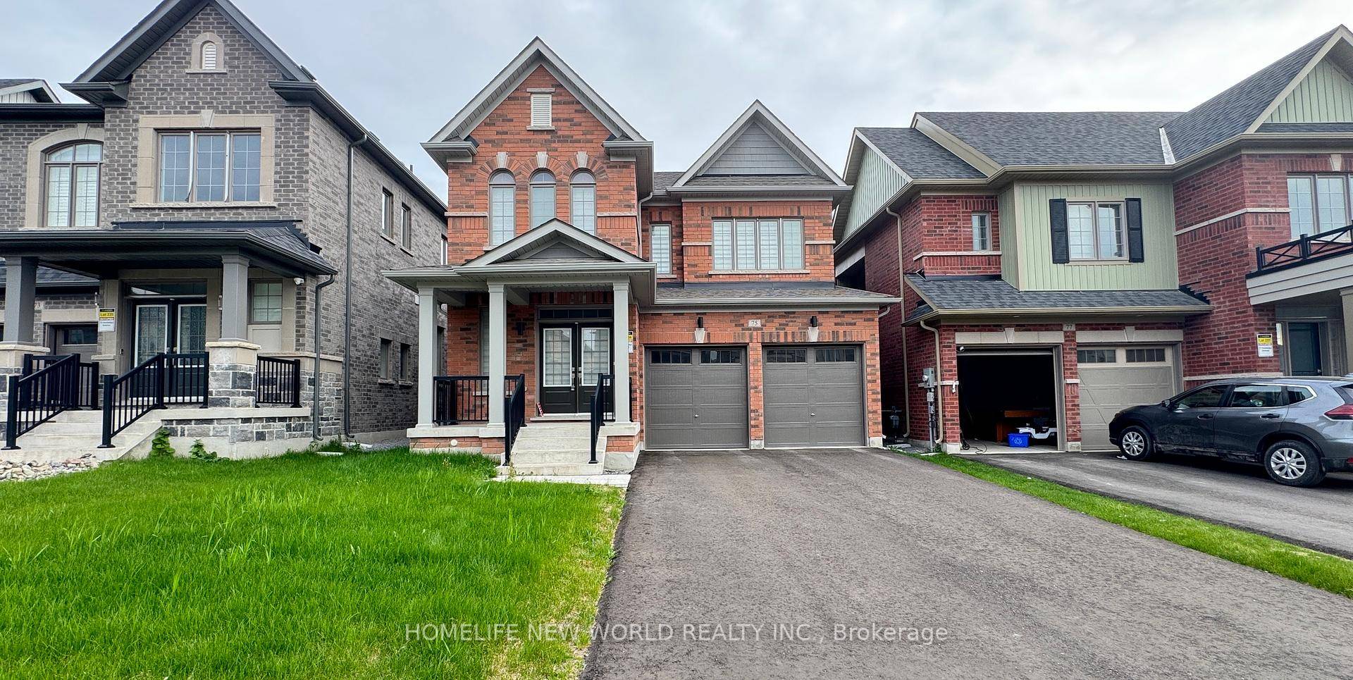 Bright amp ; Spacious Home Built By Andrin Homes Great Location !