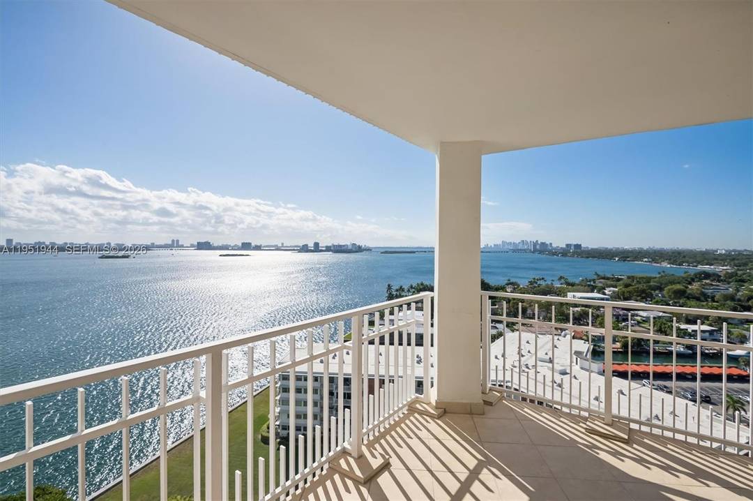 Step into luxury with this stunning 17th floor spacious 2 bed 2 bath Condo with 2 assigned parking space for your enjoyment.