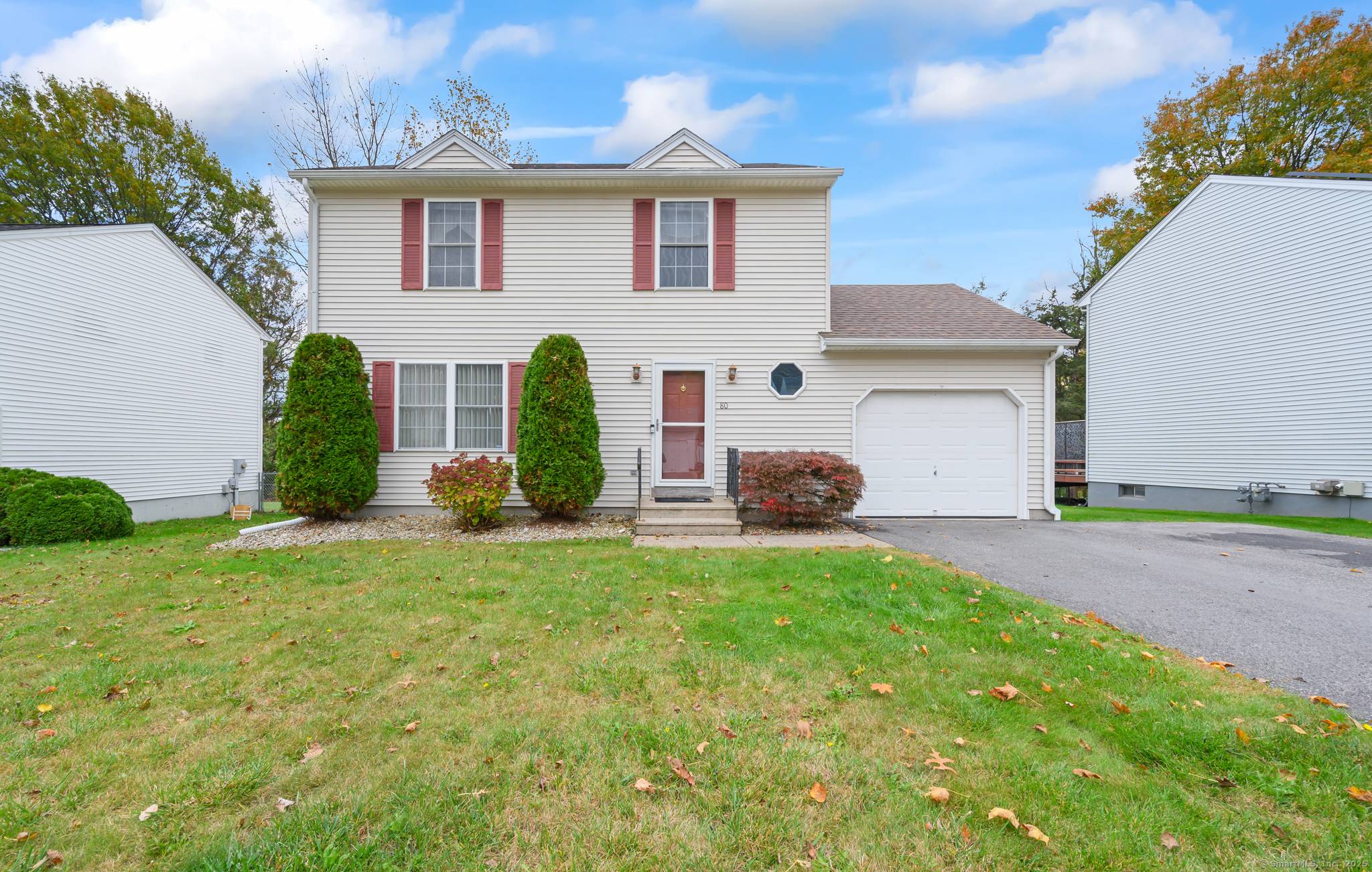 This move in ready Wethersfield gem offers the perfect balance of comfort, thoughtful updates, and outdoor living all just minutes from everything you need.