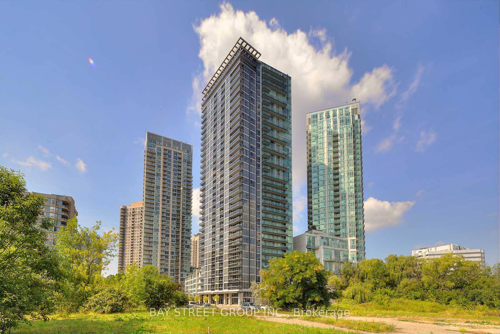 The Luxurious Onyx Condo In The Heart Of Mississauga CityCentre !