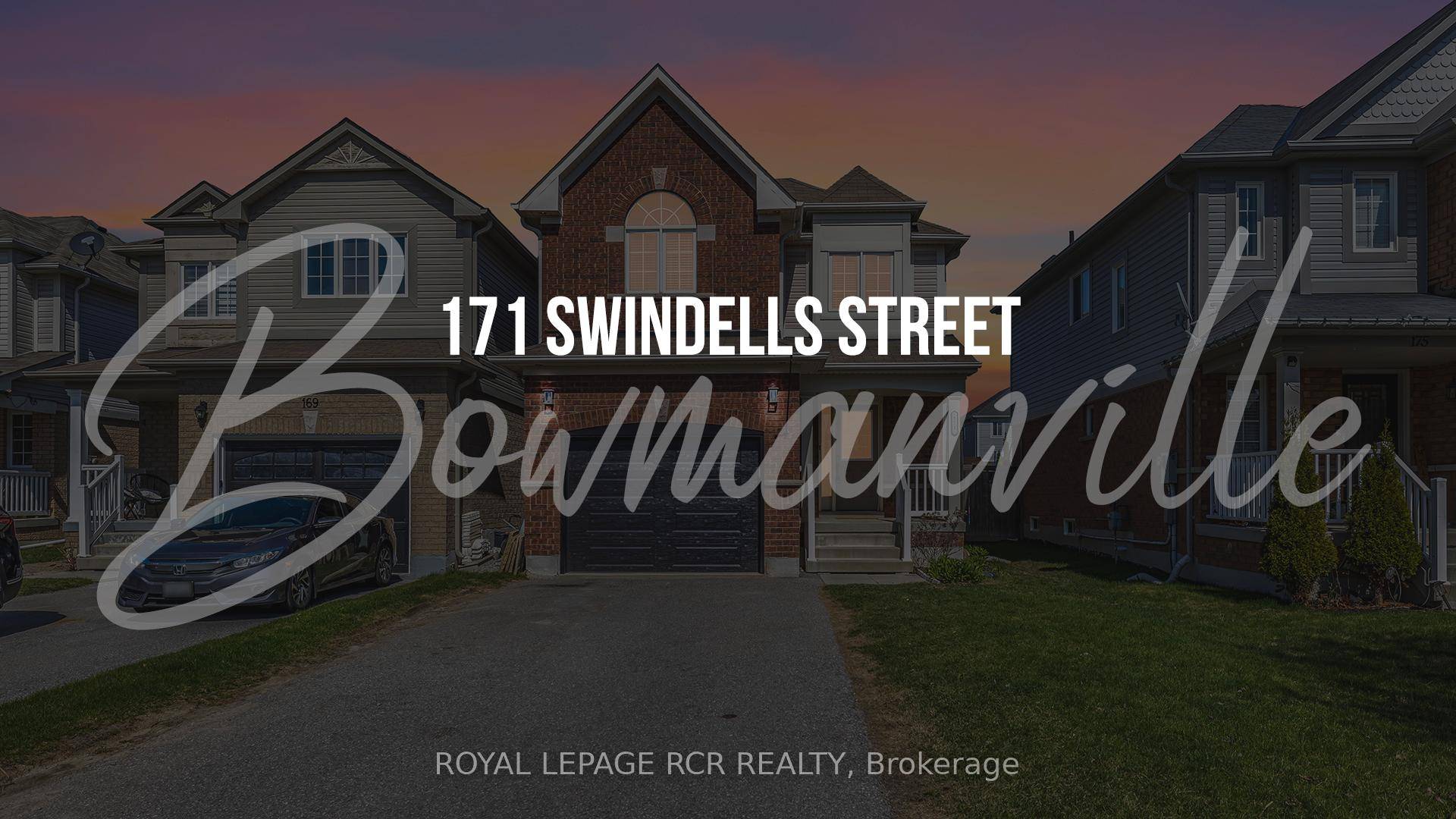 Lovingly Cared For Family Home in Desirable Neighbourhood.