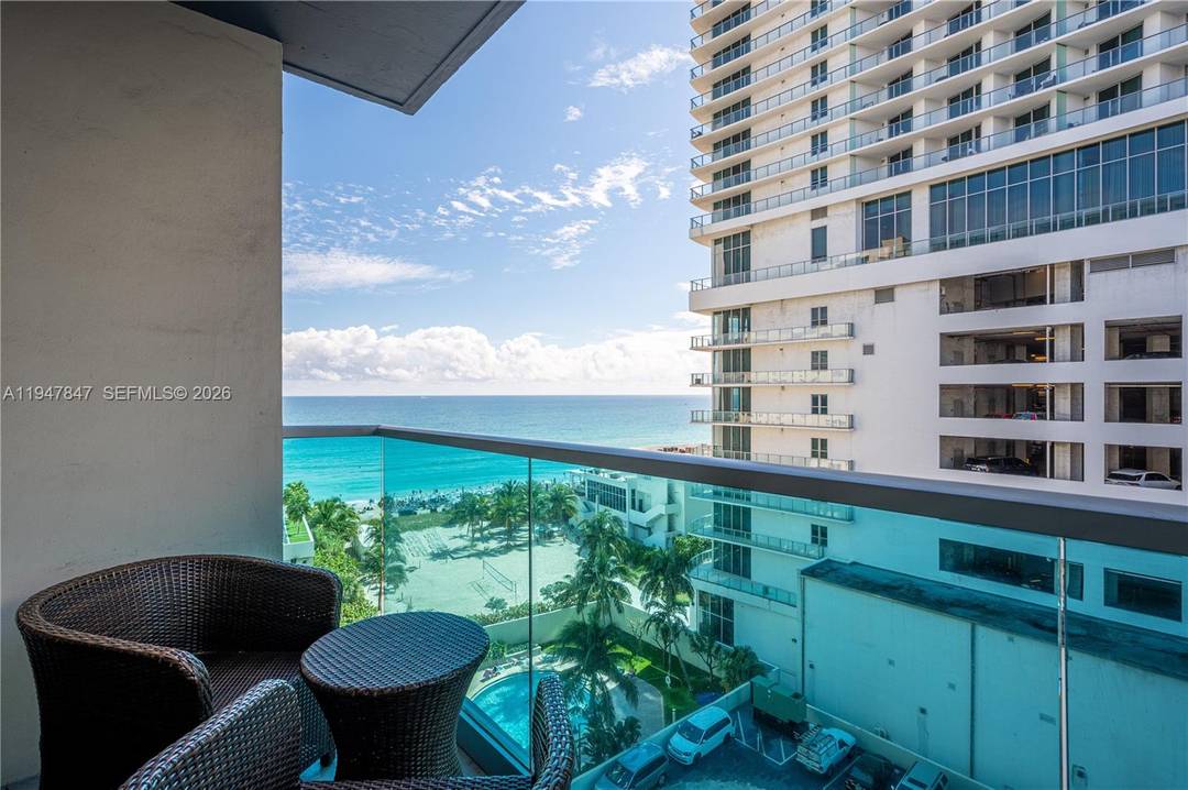 Live the beachfront lifestyle at Sian Ocean Residences.