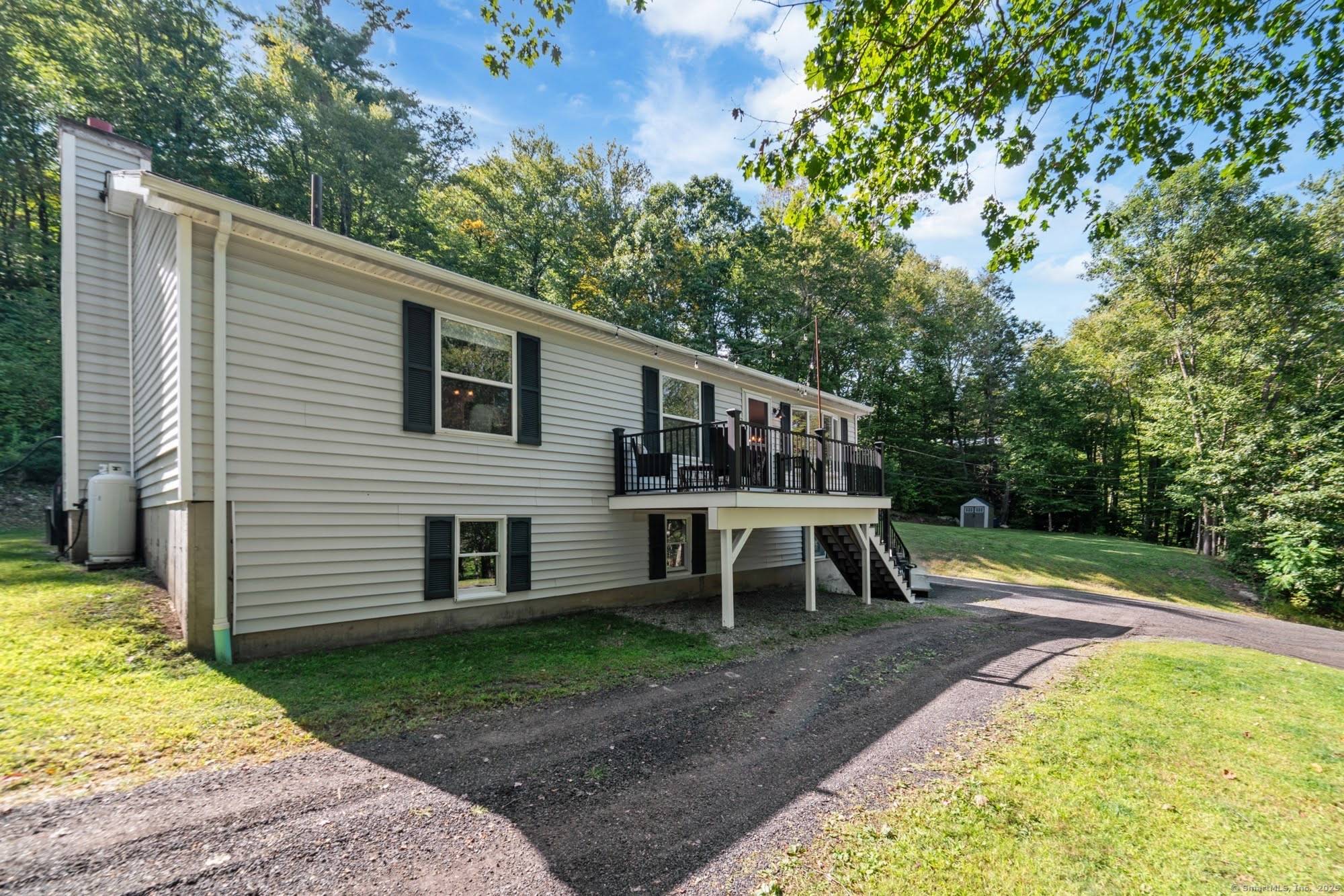 All the modern refinements, features, and touches, perfectly blended with the country lifestyle and privacy of Litchfield County.