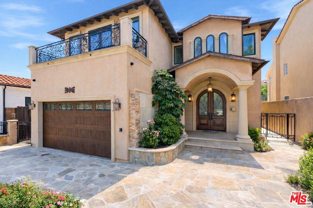 2023 Parnell Ave 6BR Beverlywood La