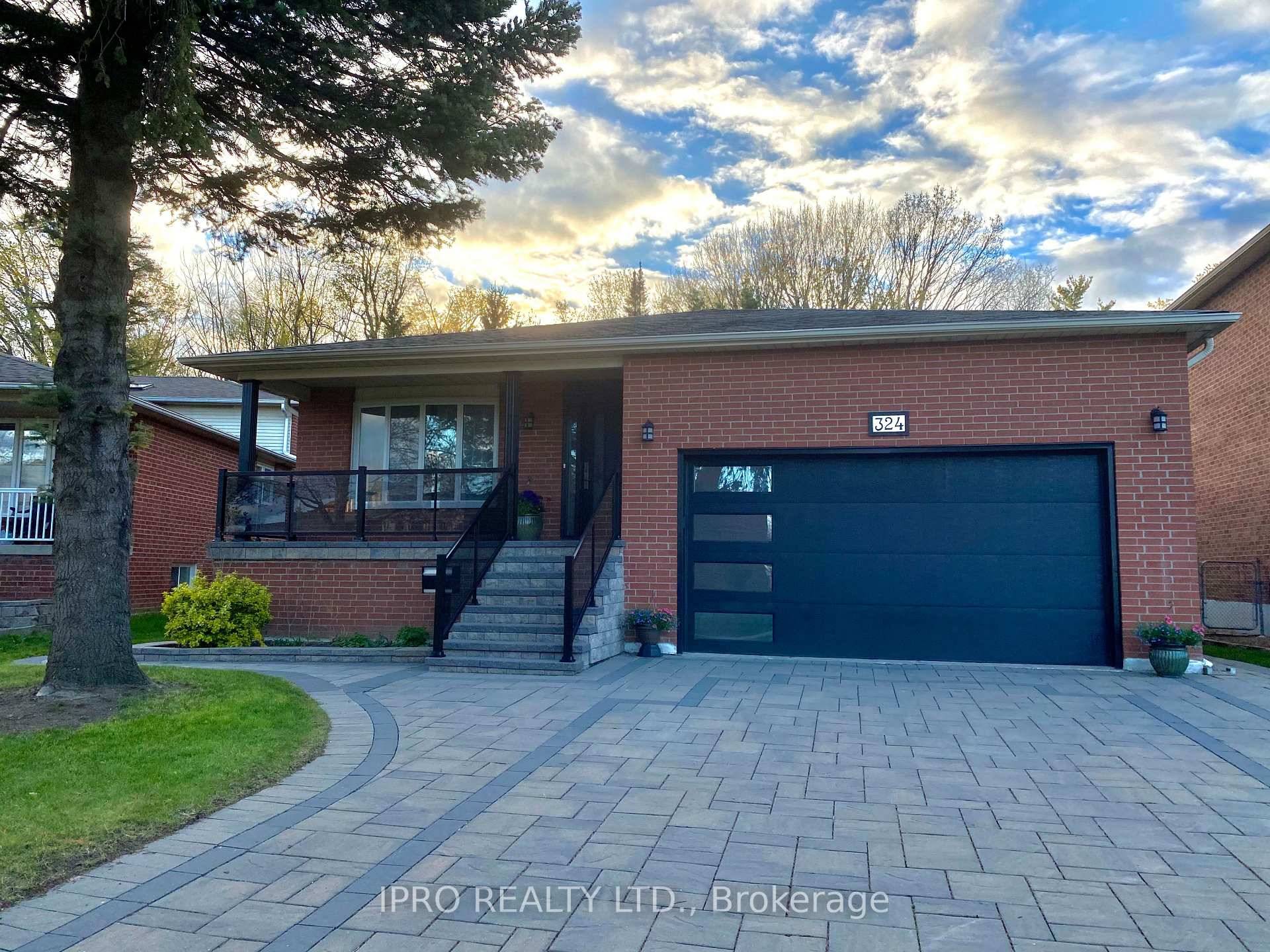 Rare Find Ravine Lot And Marco Park Just Off The Front Corner.