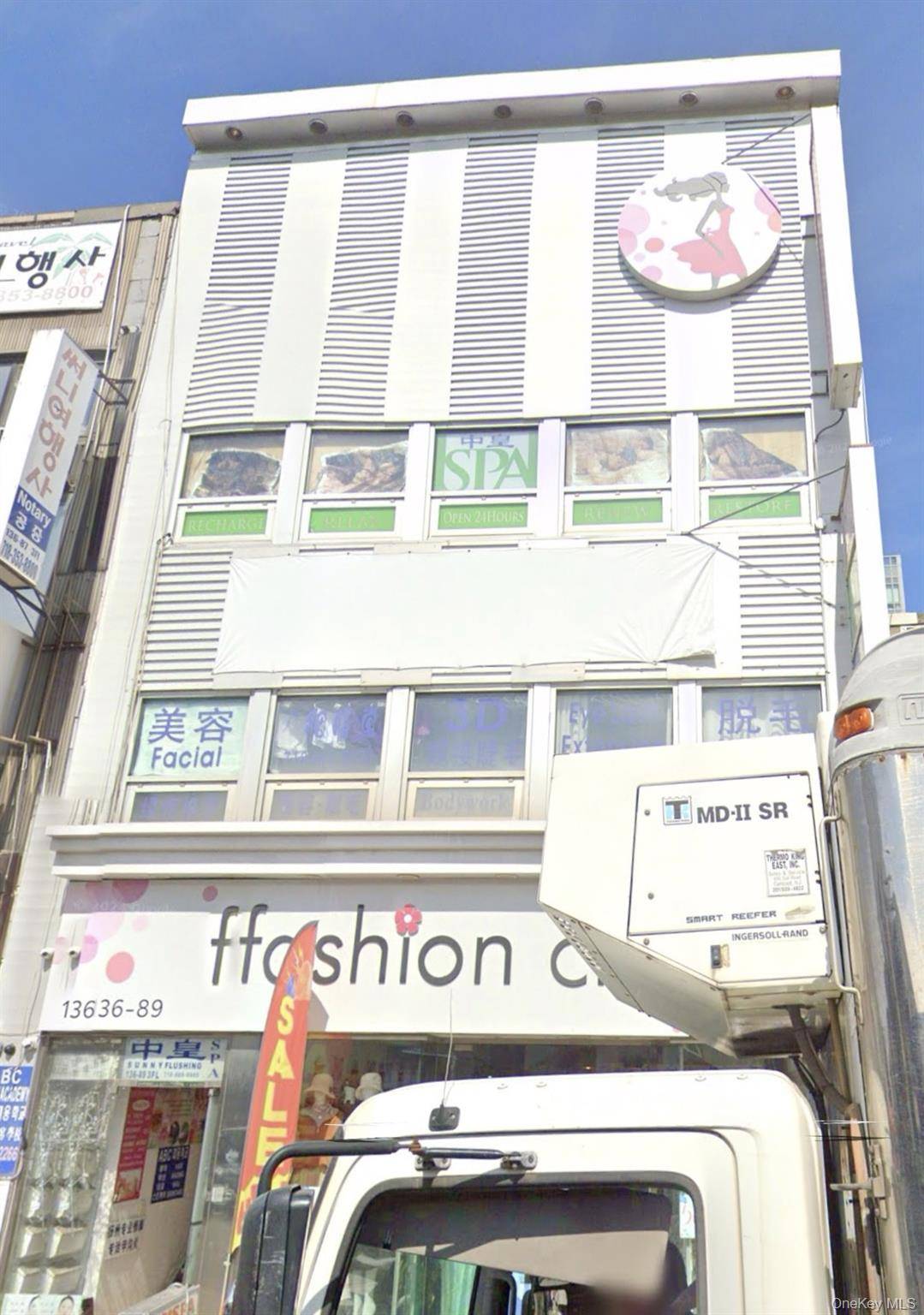 Excellent amp ; Prime Location, Great Exposure ; New Panting, Good Condition.